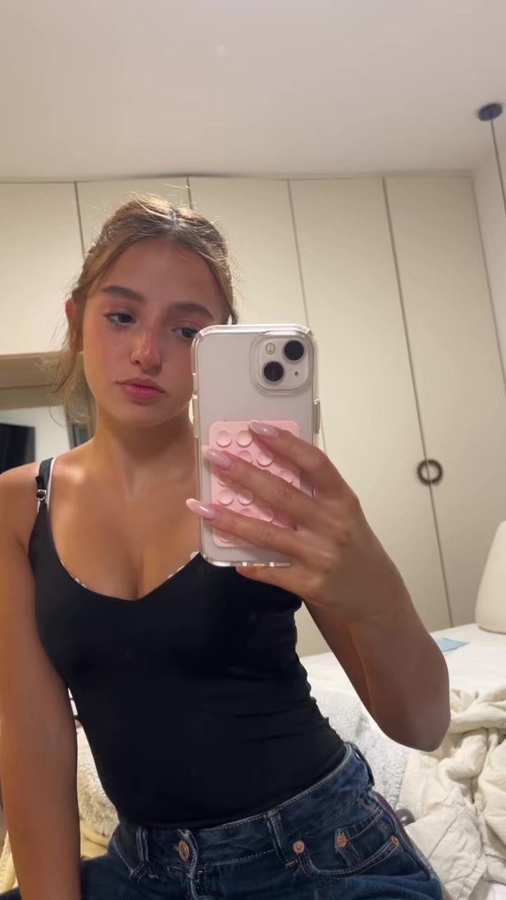 @😽