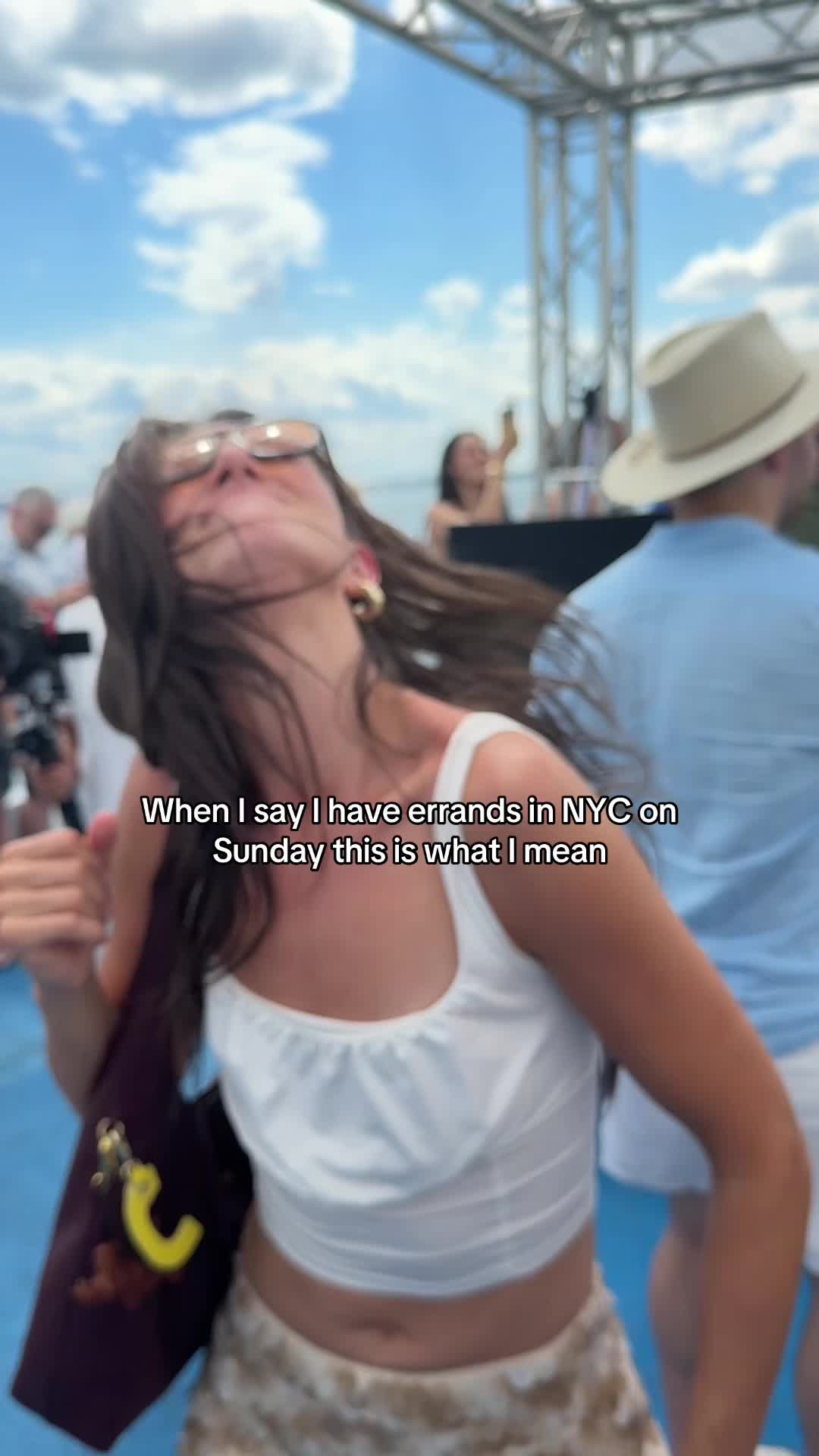 @CAROLINE KARWOSKI