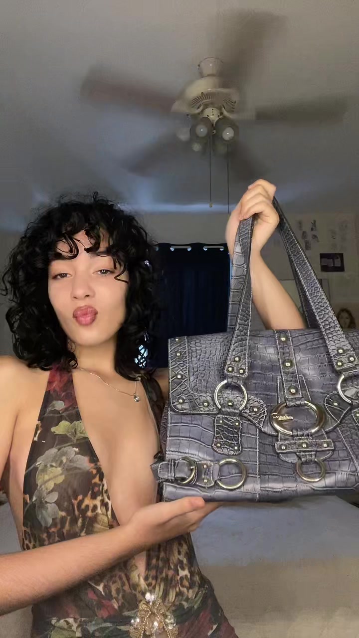 @💒