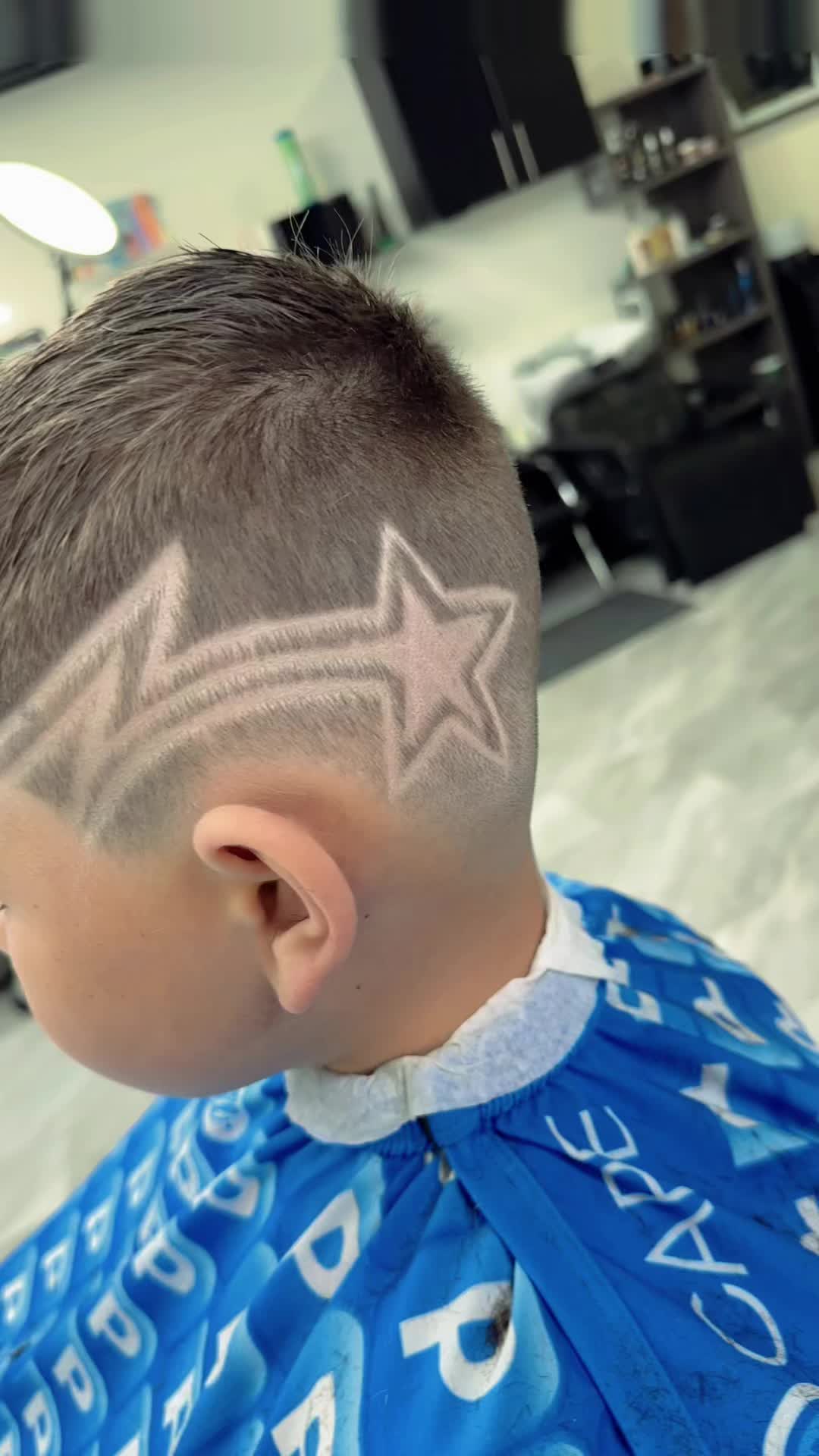 @OFFTHEGRID-BARBER