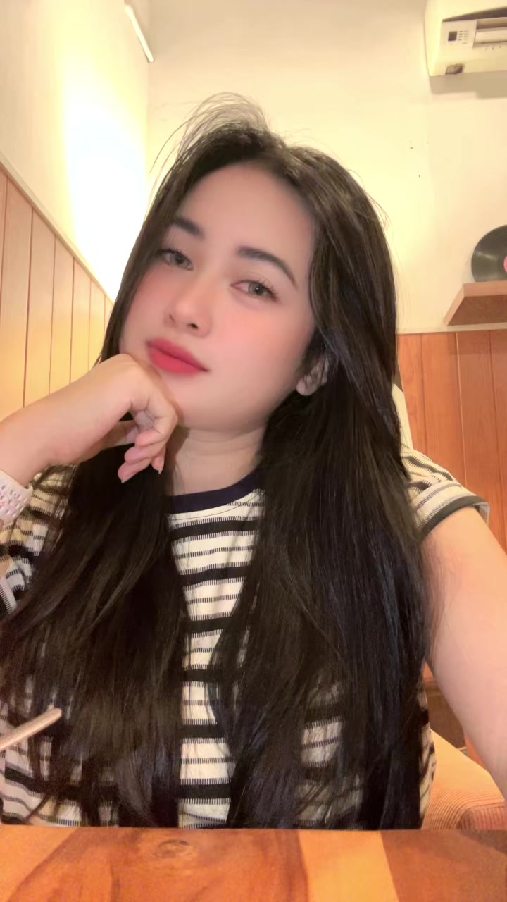 @Nanad🦋