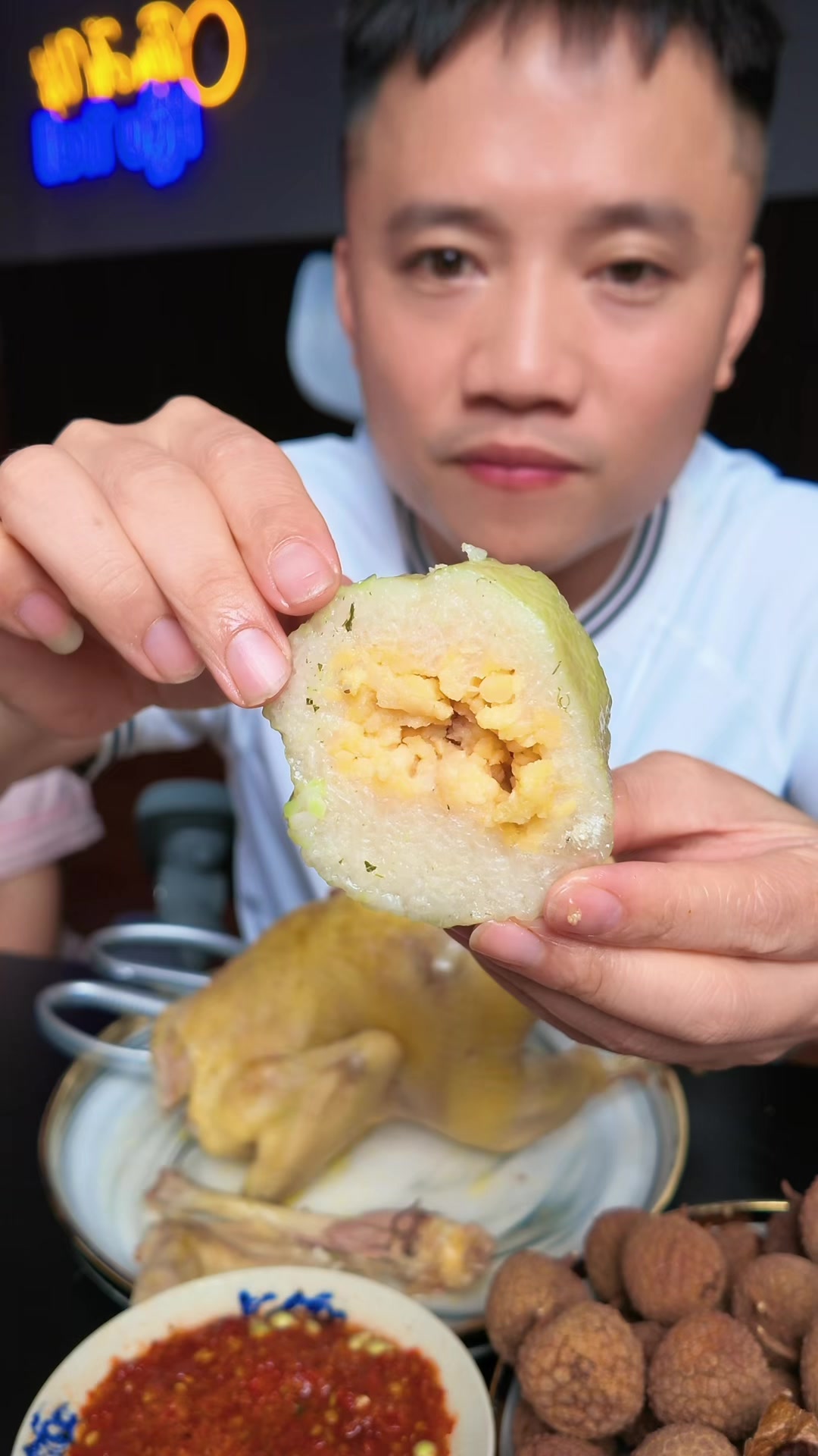 @Nguyễn Văn Hậu (Hậu Troll)