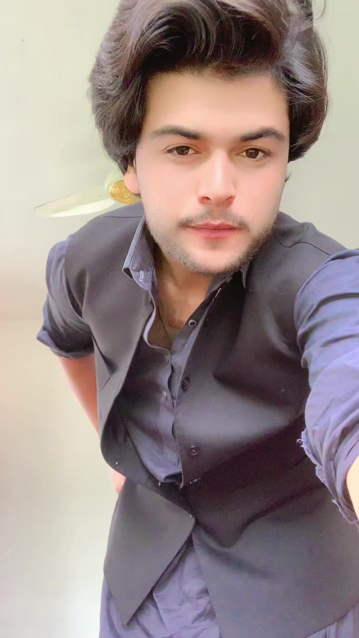 @Fardeen Khan ☠️