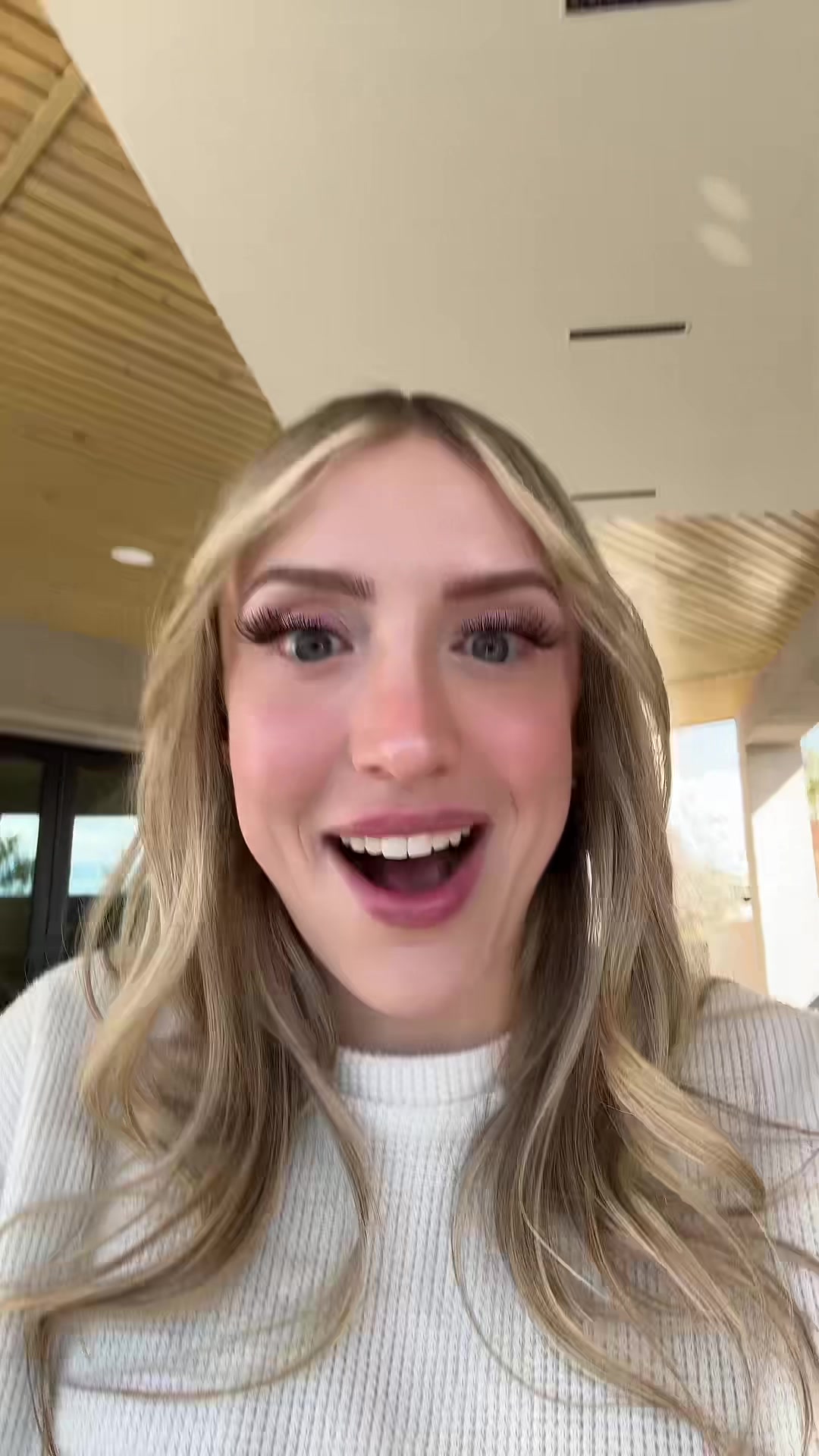 @justpeechi