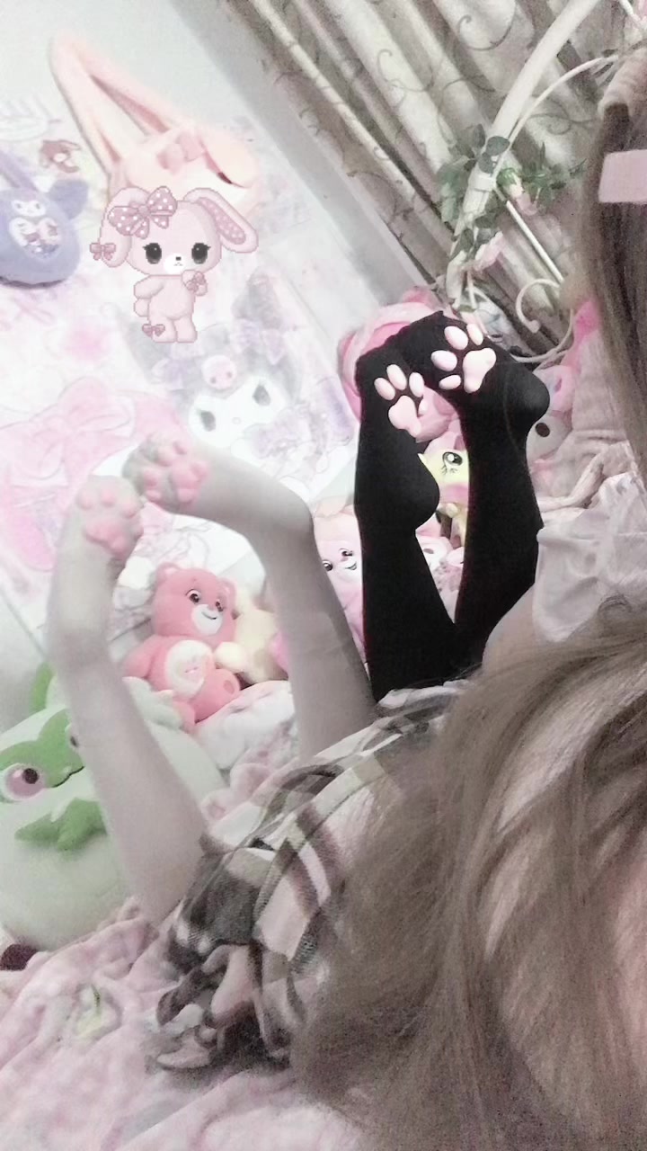 @꒰ maddi .ᐟ 🎀🤍