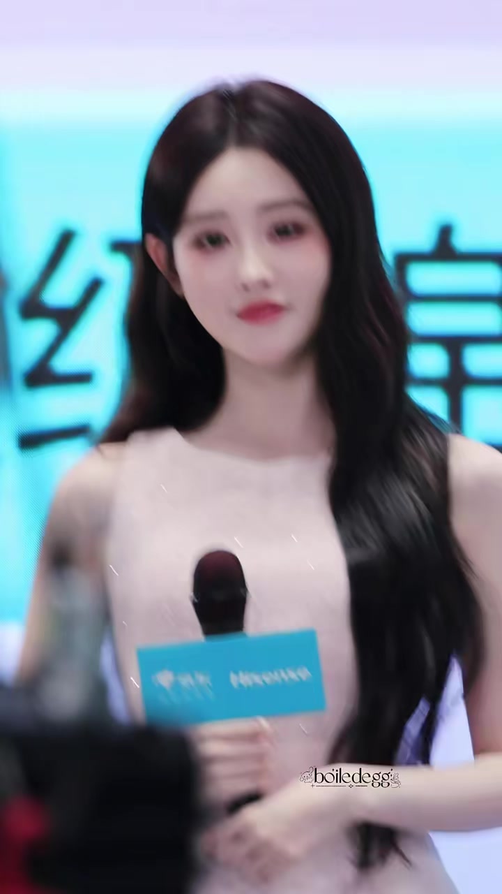 @𝐁𝐀𝐌𝐁𝐈⋆˚祝绪丹𐙚