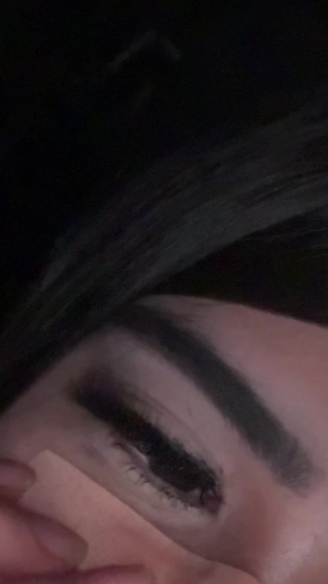 @>,..,<