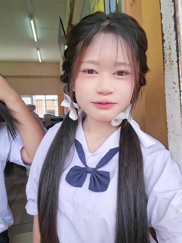 @: นิดกมน.🐉