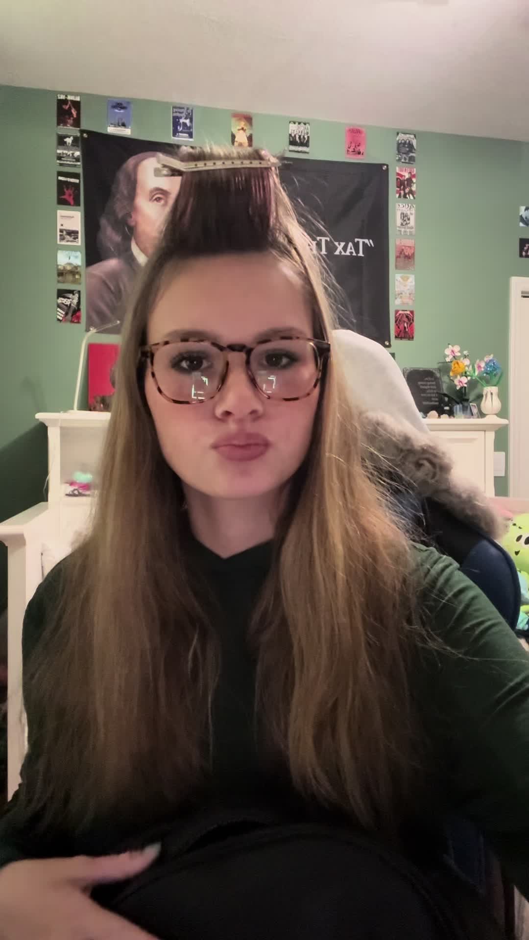 @chloeee