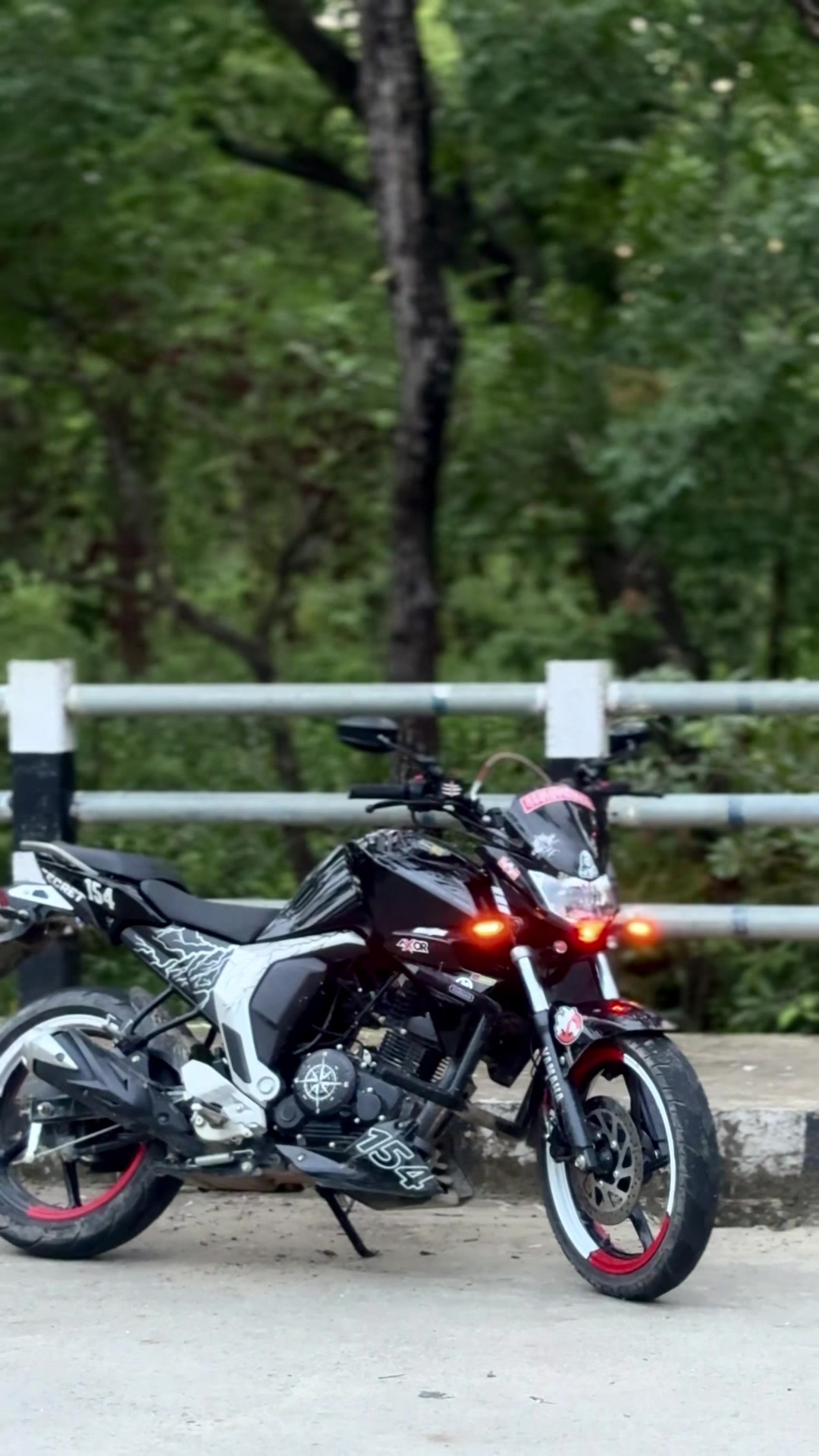 @Fz V2 Rider🚀🖤