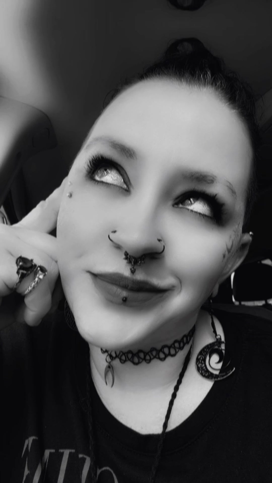 @👻 GreeneyedGhostie 🐈&zwj;⬛🌈