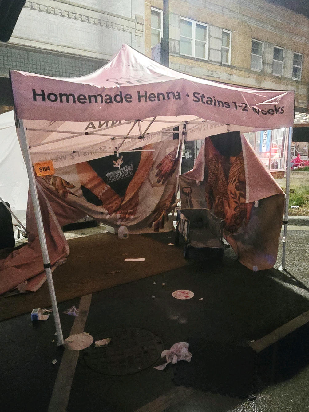 @essentialhenna