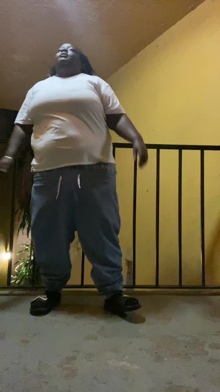 @bri2funny!