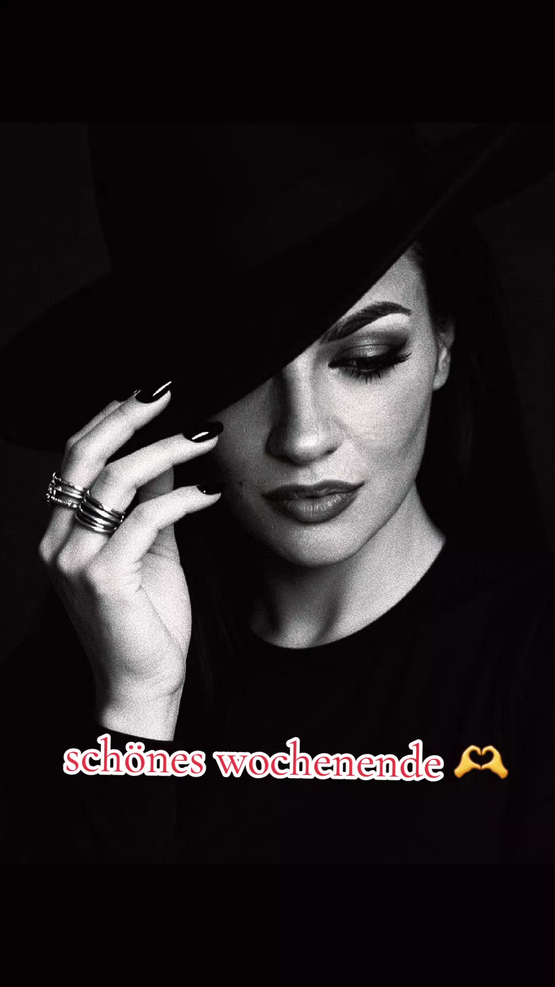 @👑zaheera👑