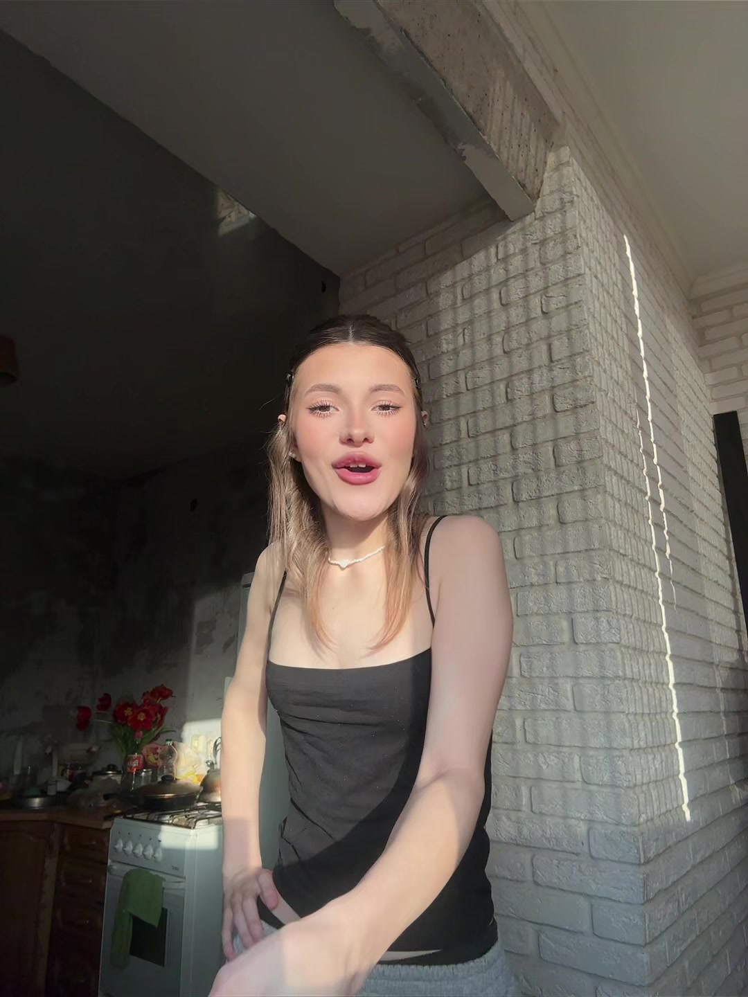 @👅