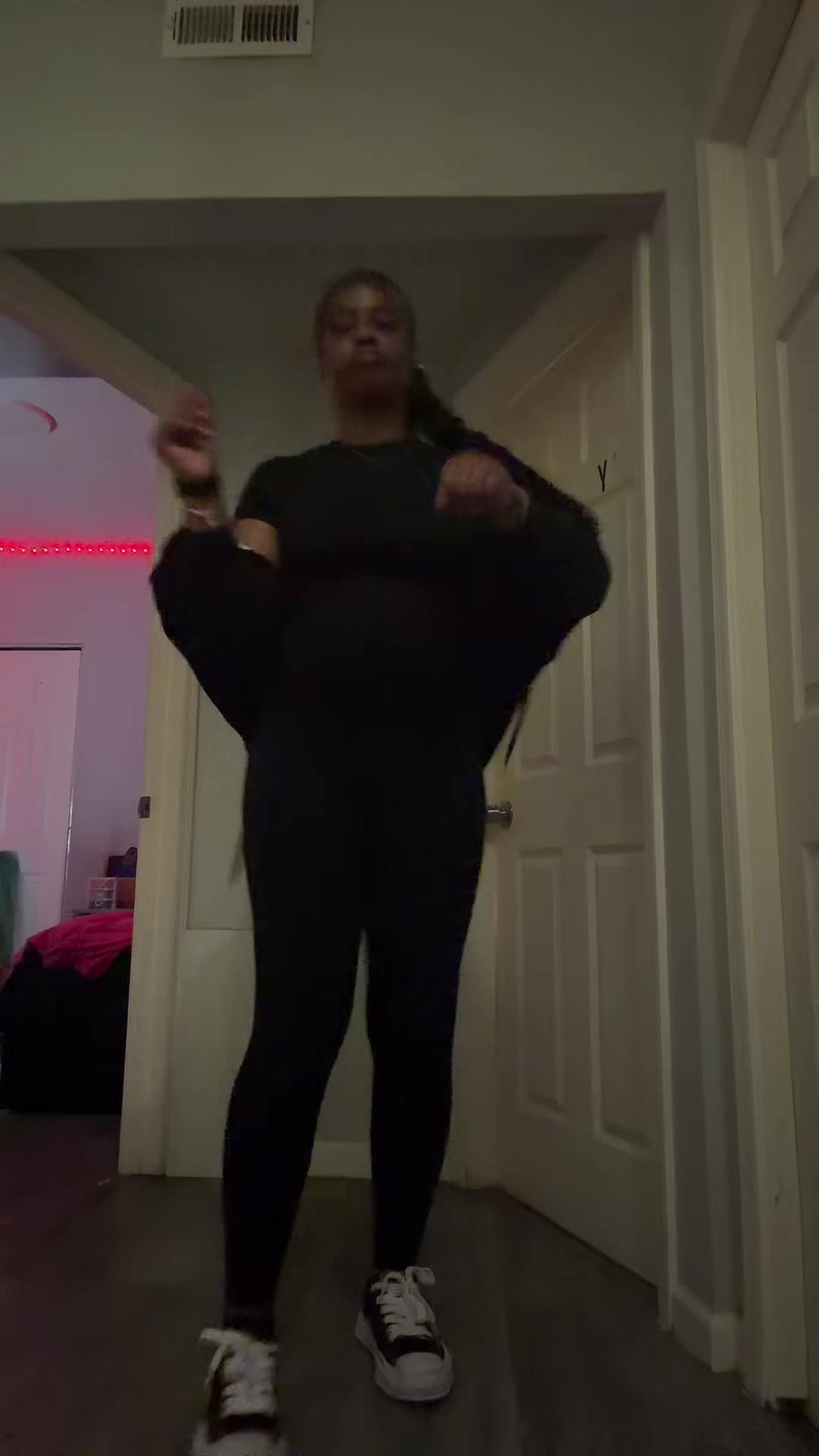 @Mrsriahhspottemgottem
