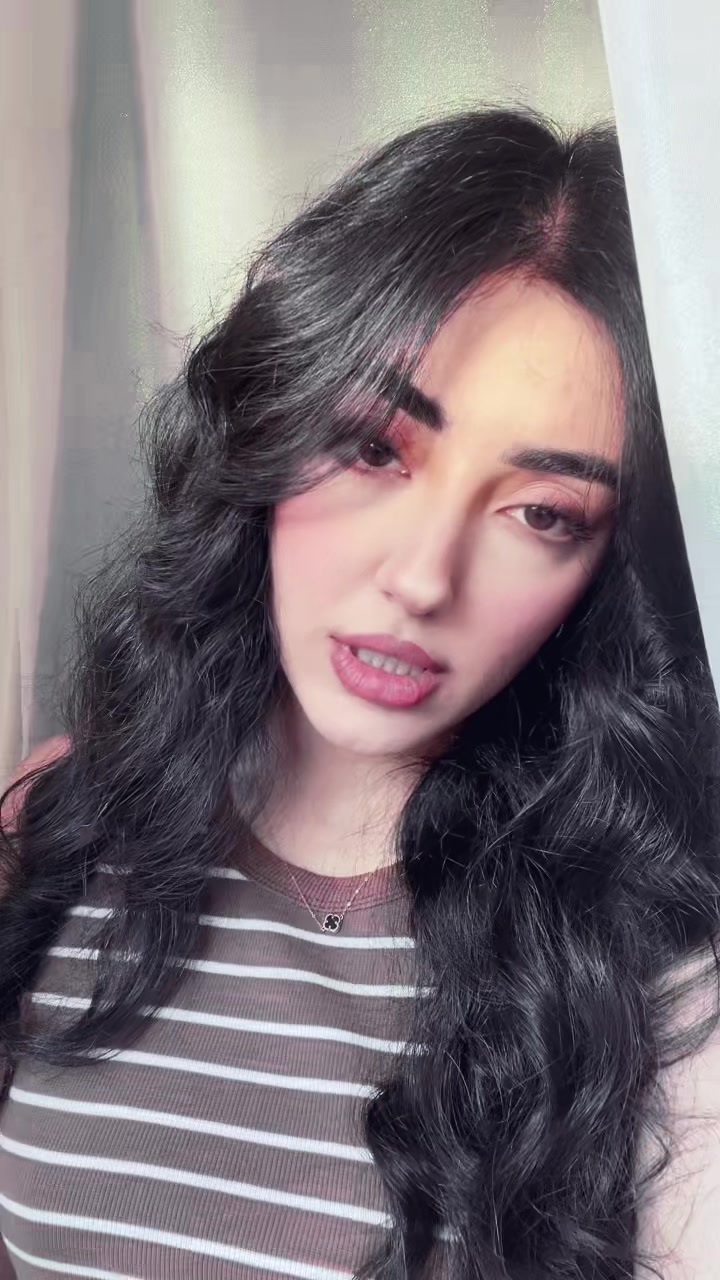 @👻