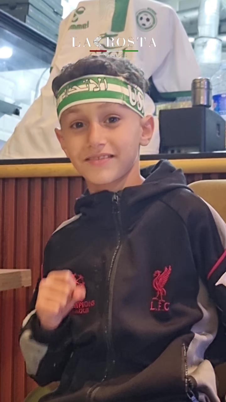 @Lacrosta_pizzeria