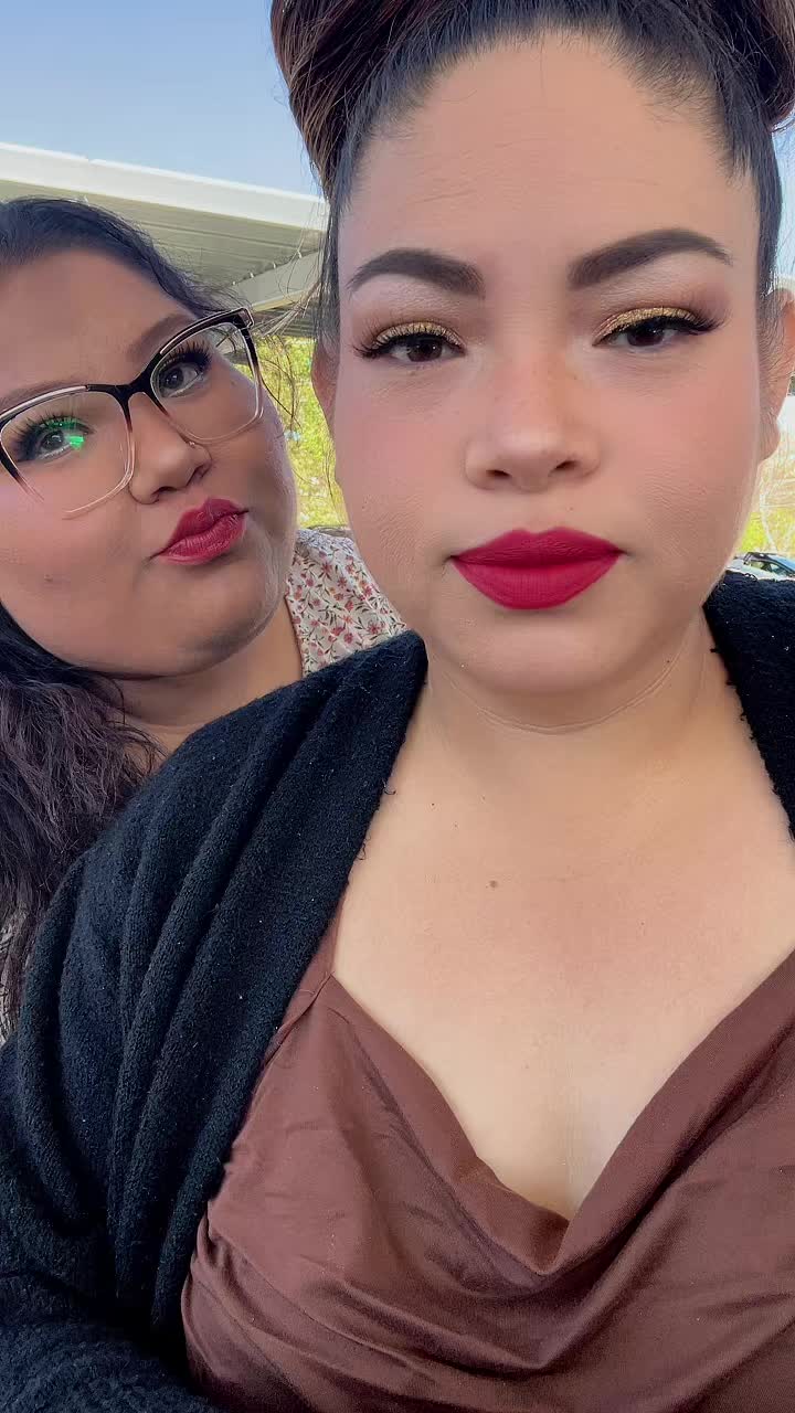 @ana corona
