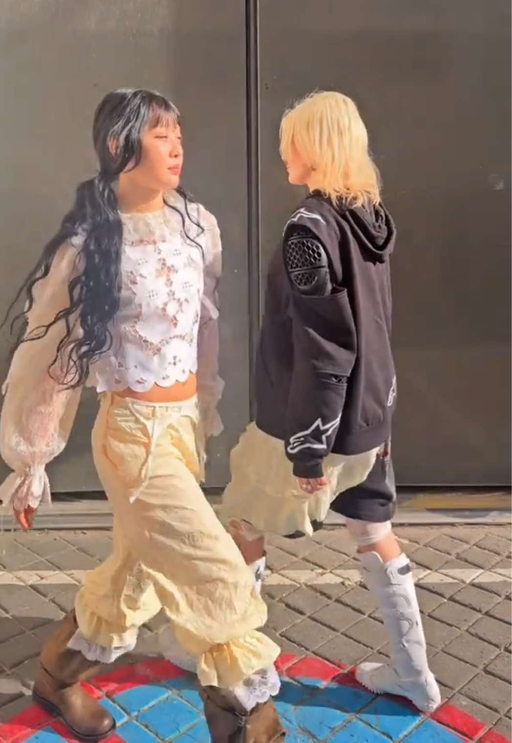 @Yves_official