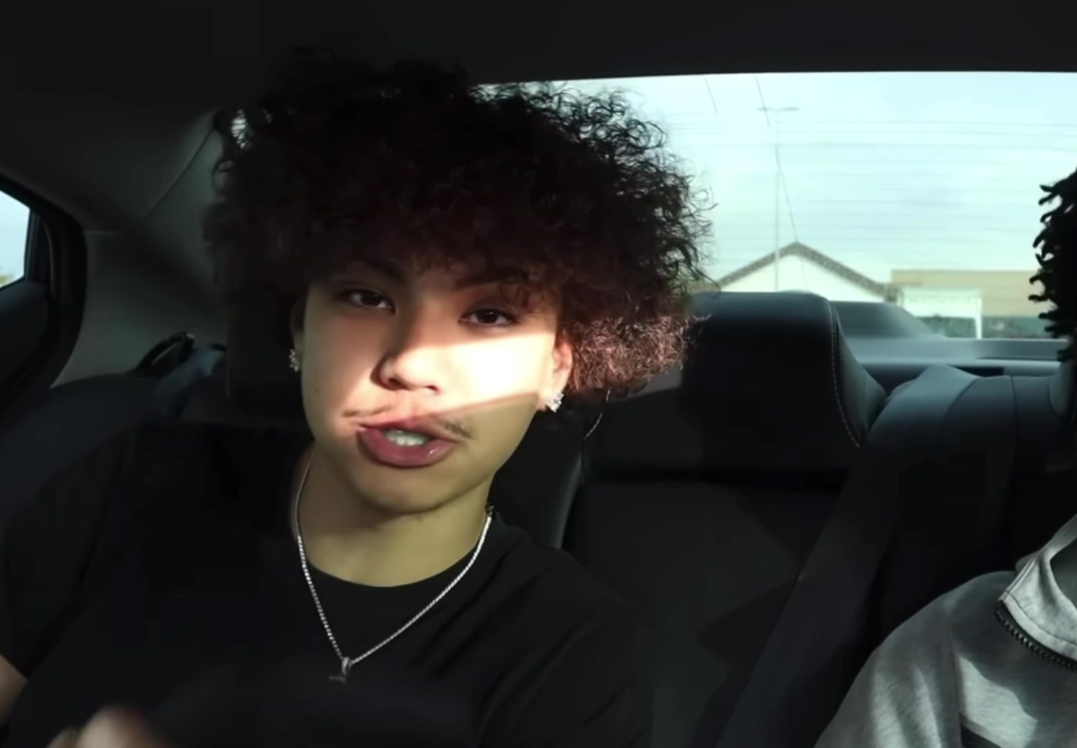 @oliviaasadiii