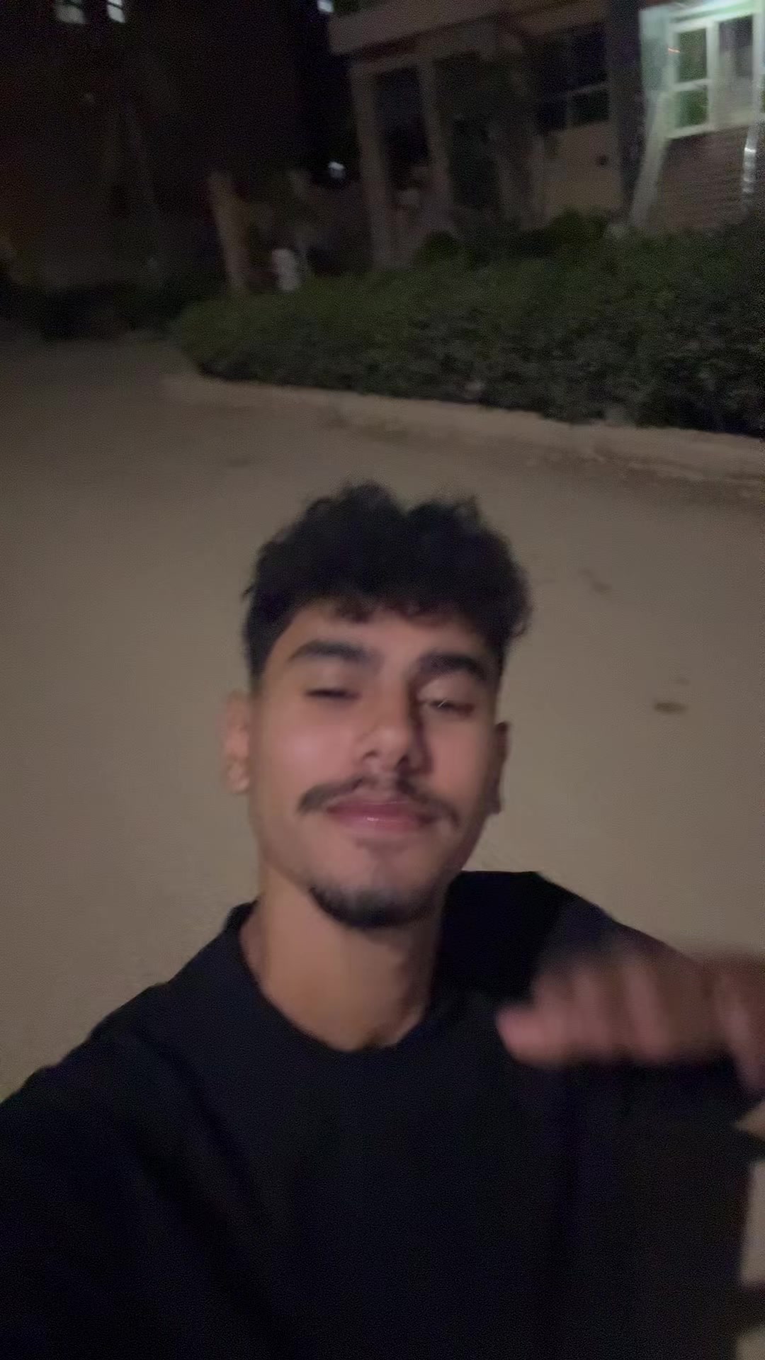@شَ