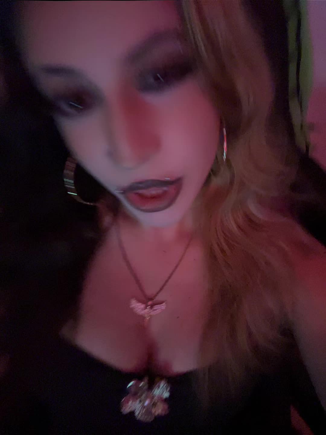 @_.yungblud.lola._
