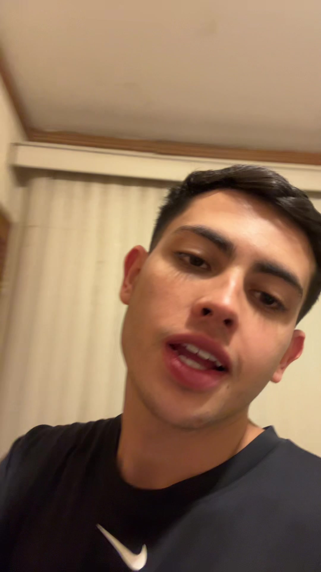 @Vibez