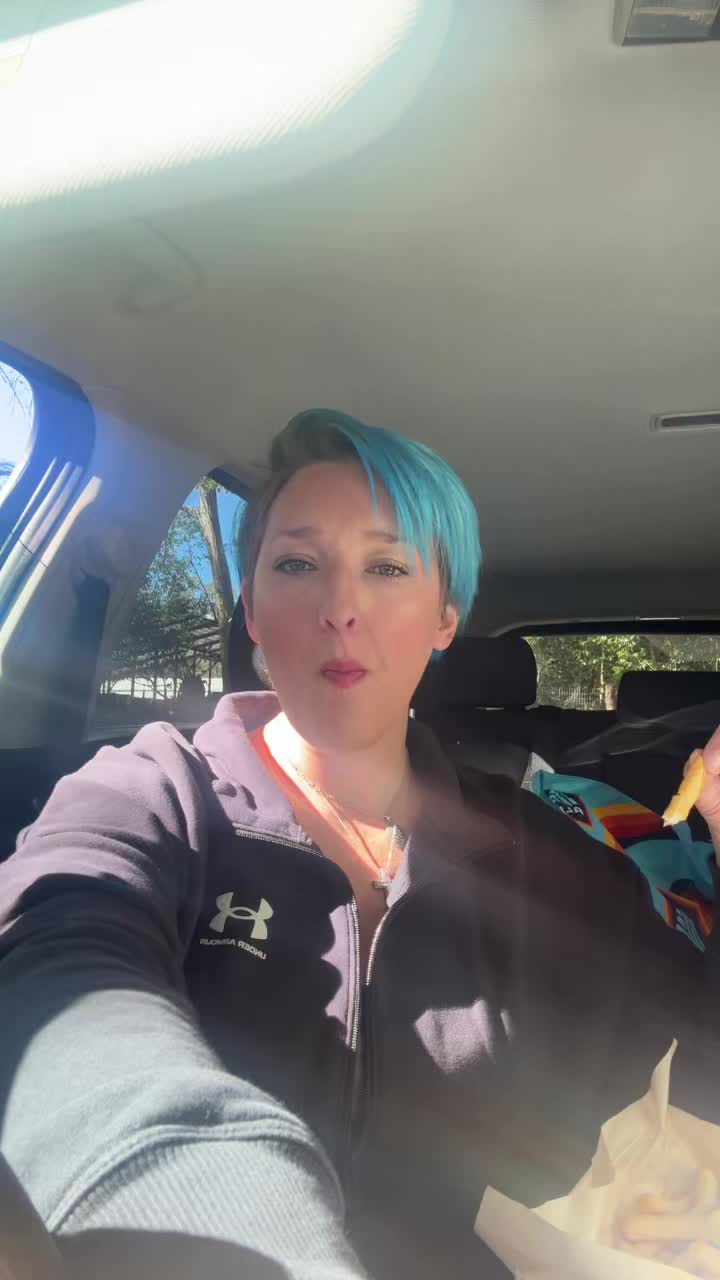 @PanhandleQueen 👑