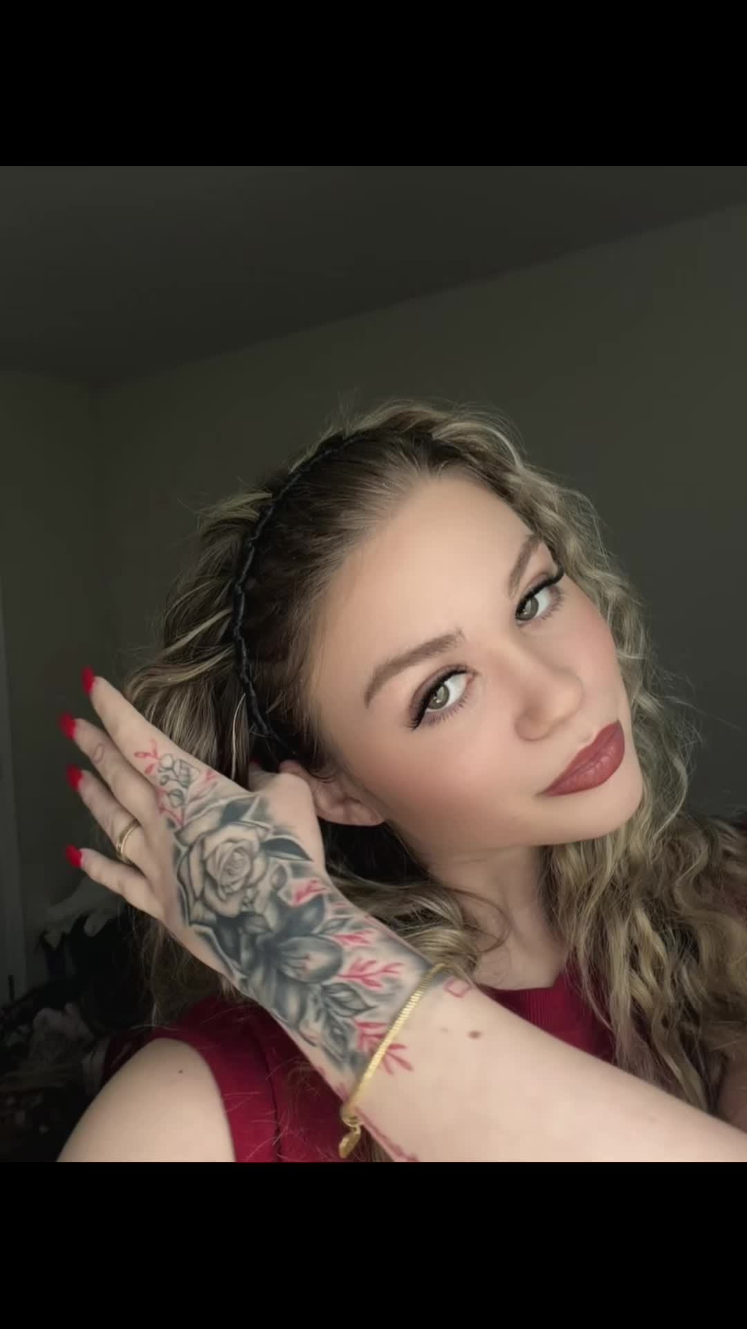 @SirenaMarie🤍