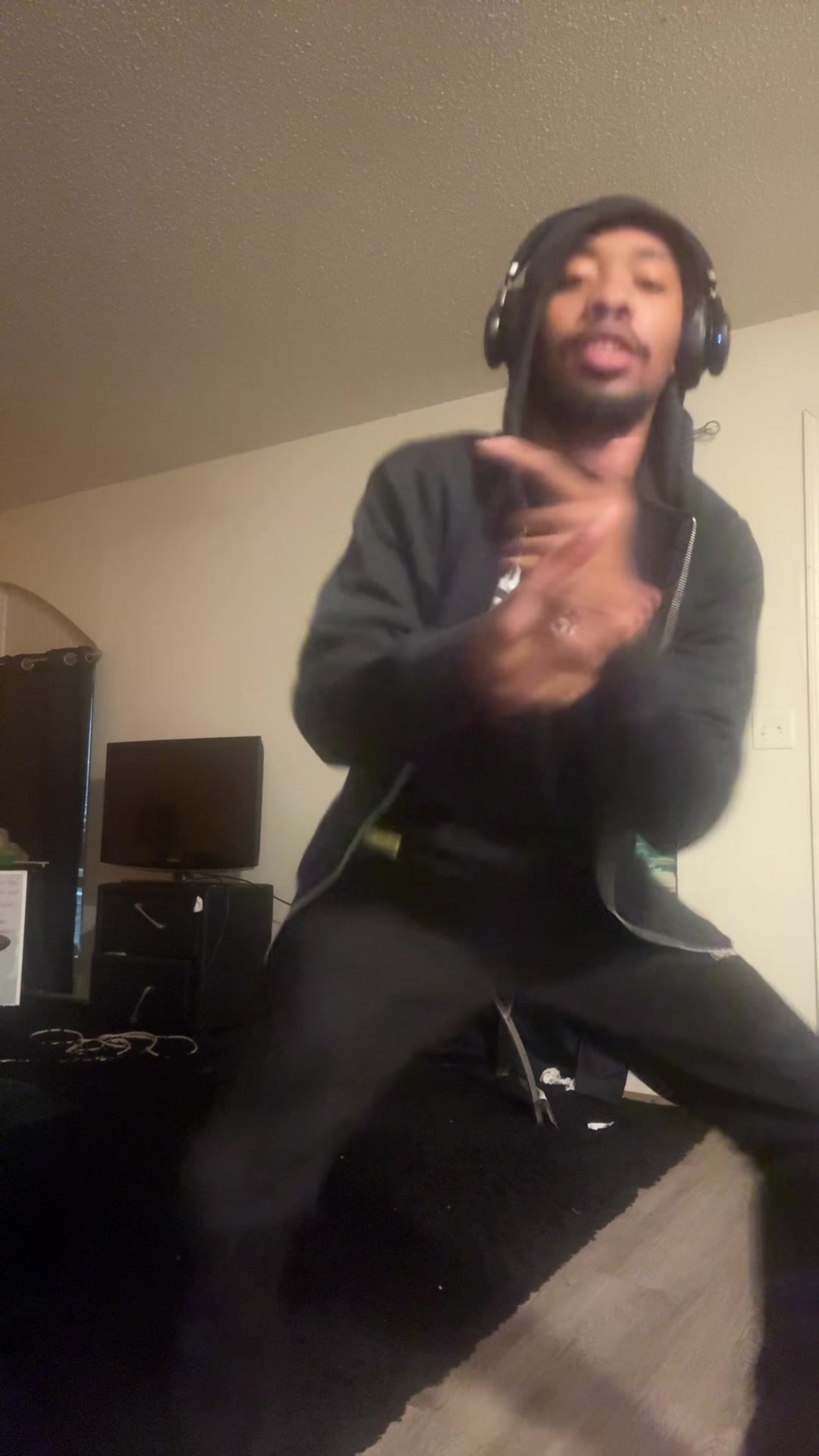 @ayopi3rr3