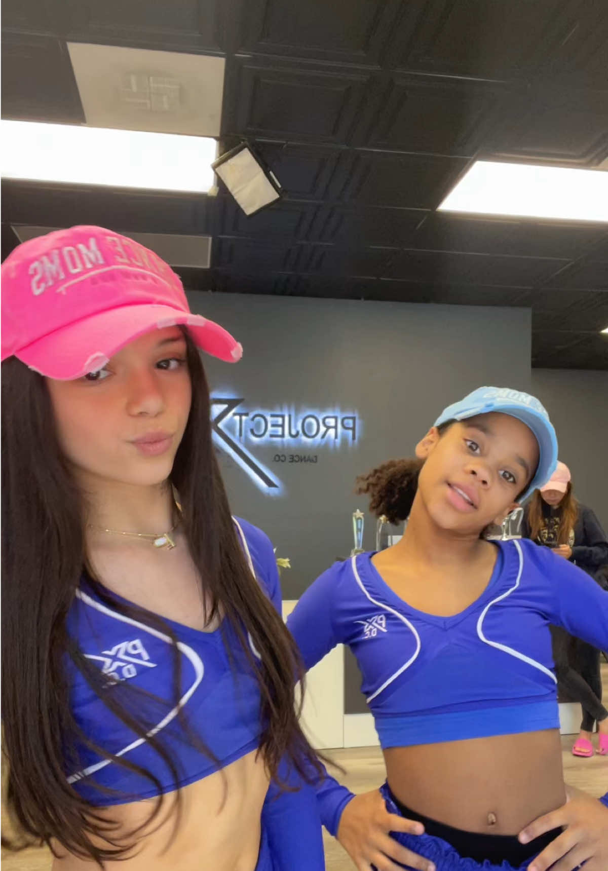 @lilyraebolno