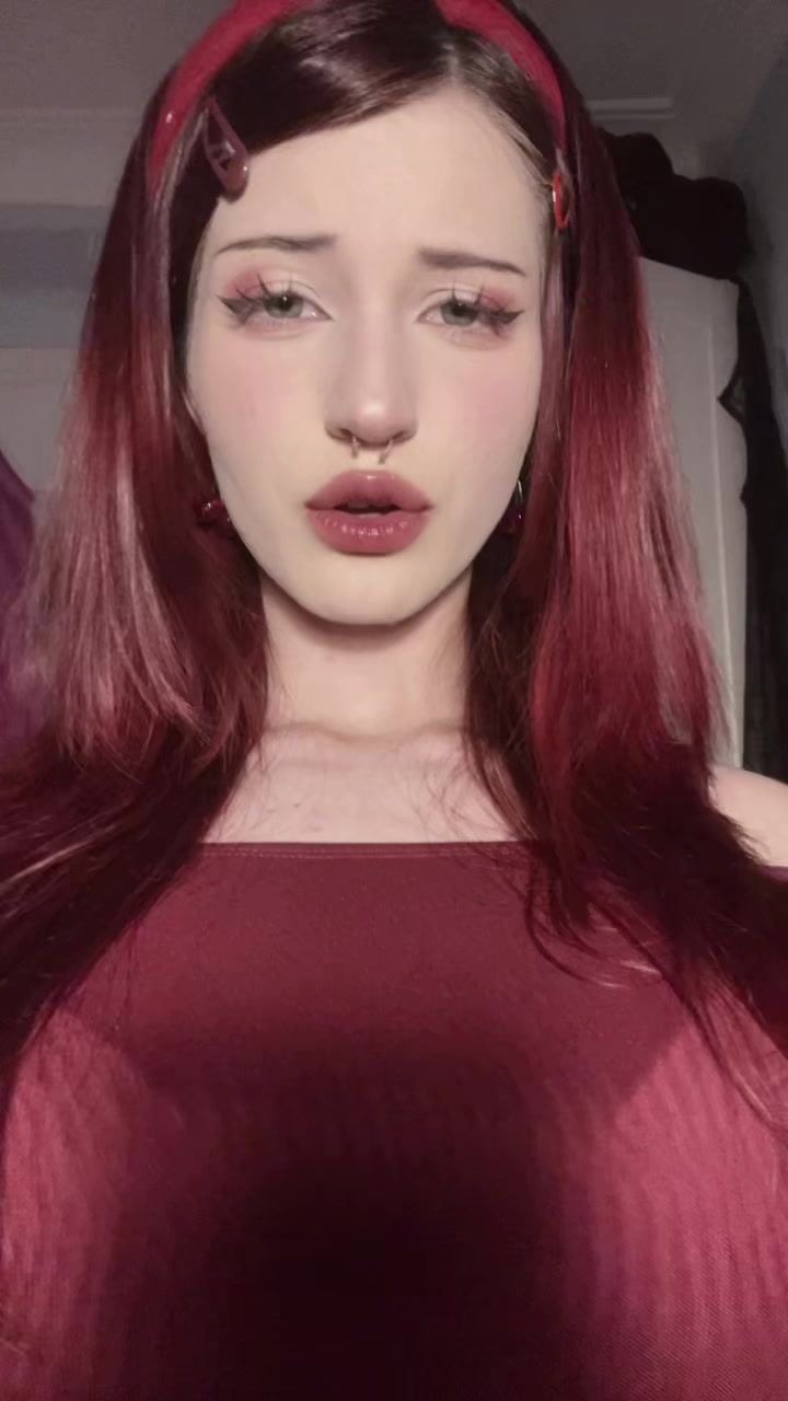 @~𝒱𝒶𝓁ℯ𝓃𝓉𝒾𝓃ℯ~