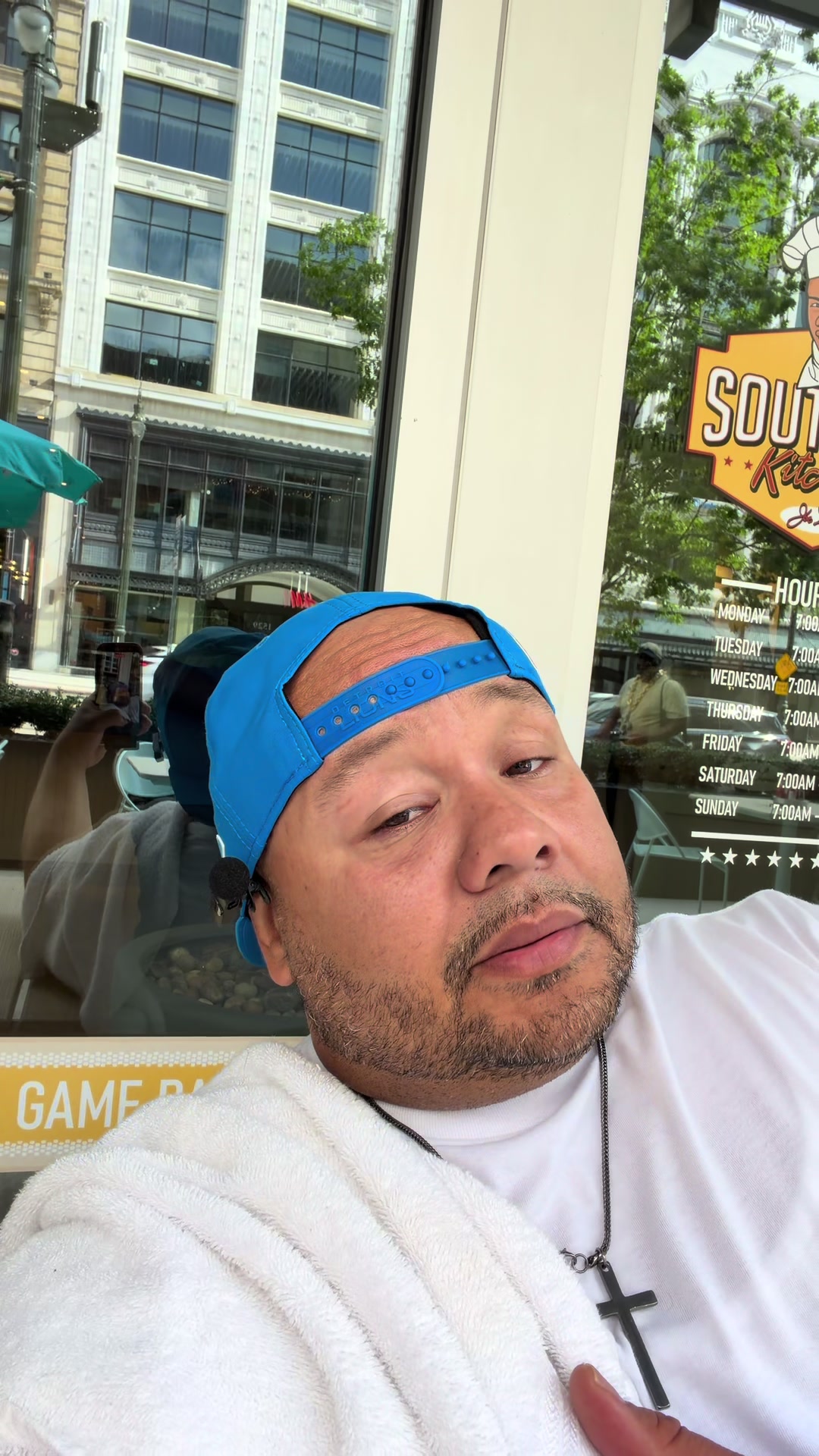 @Cutz2theTee