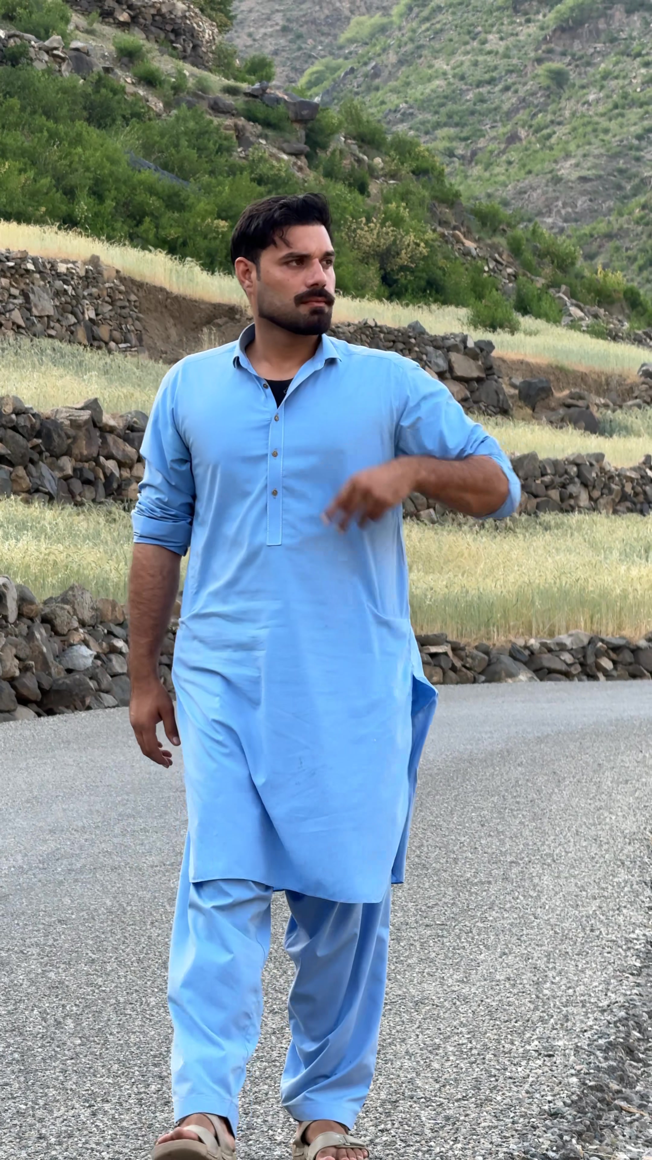 @Shahid Afghan🇦🇫