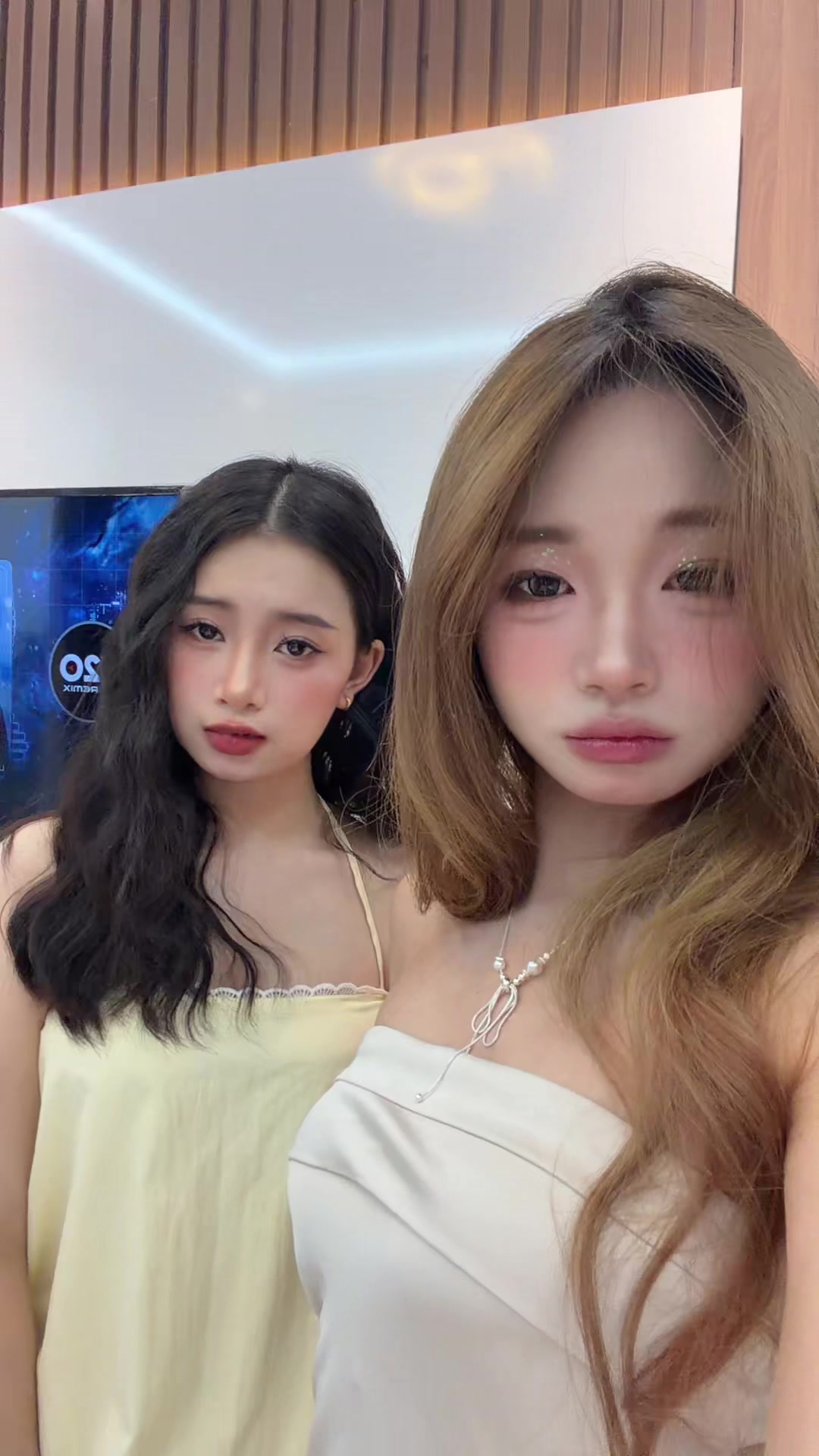 @Ai m&agrave; biết được