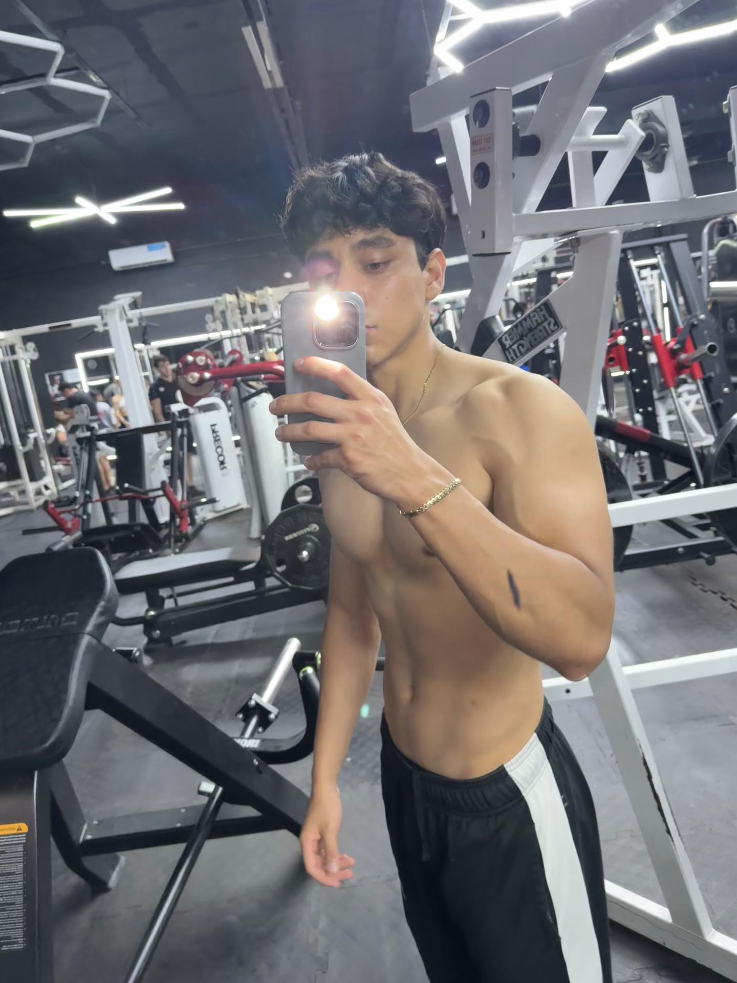 @Carloorrzz