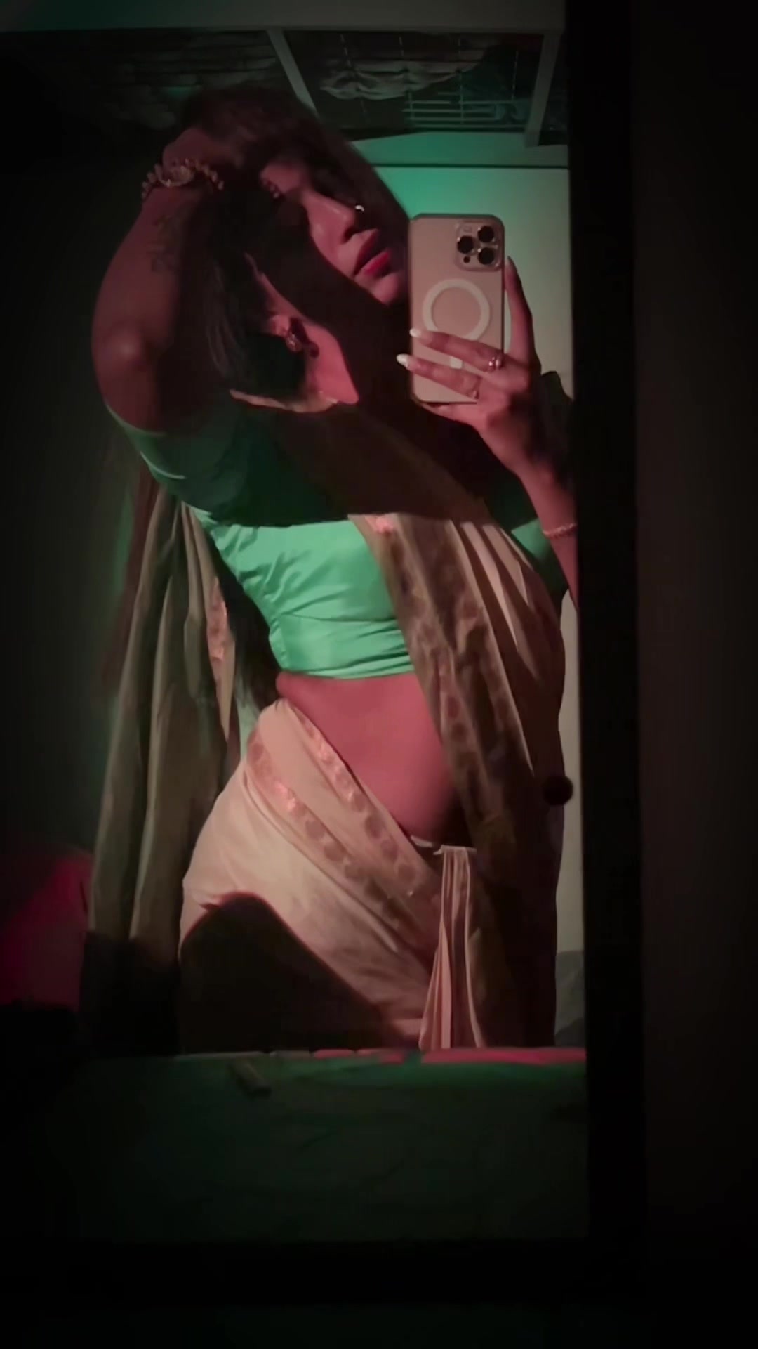 @mithaaa._13