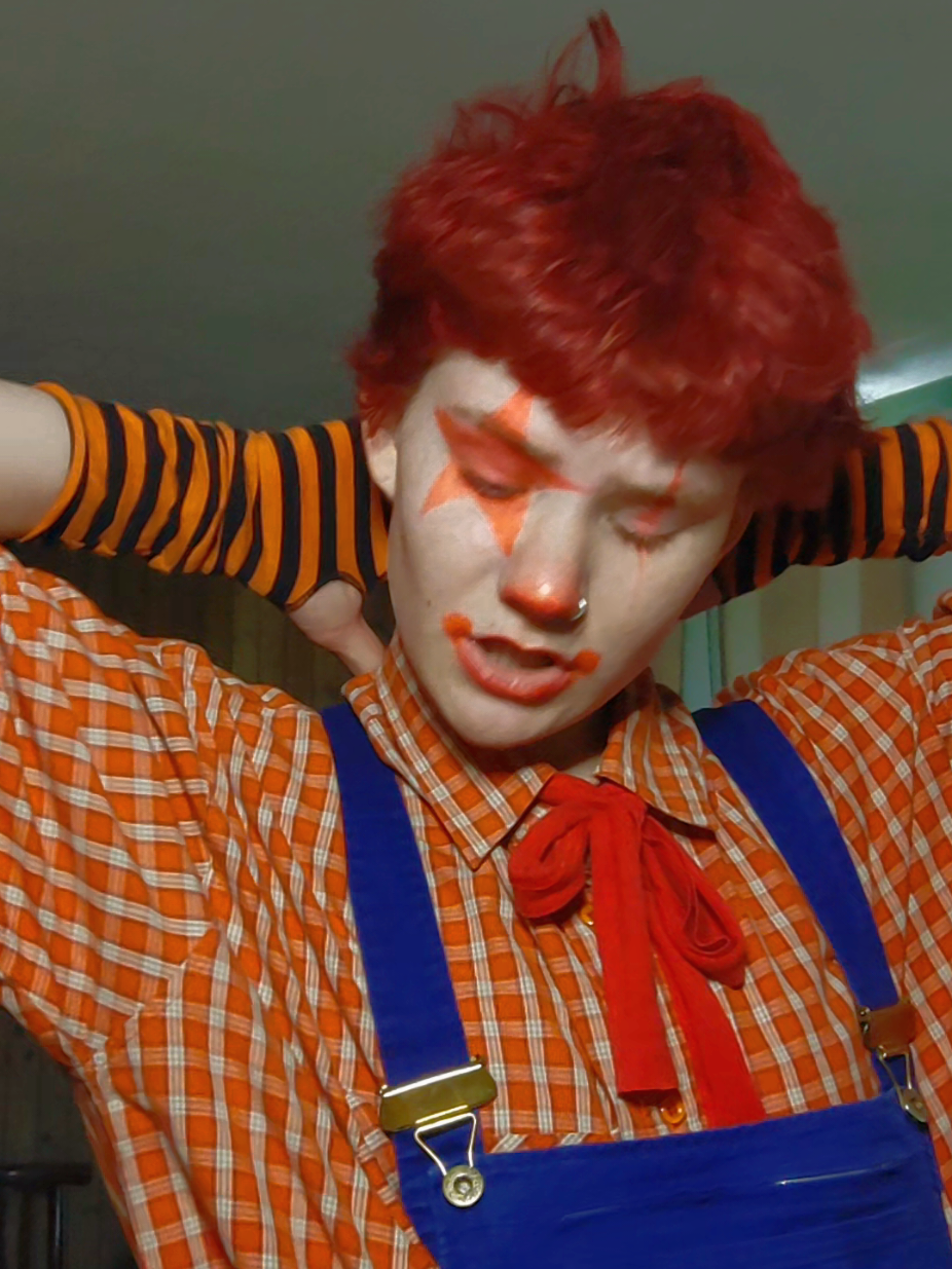 @🎃🤡✶T✶🤡🎃