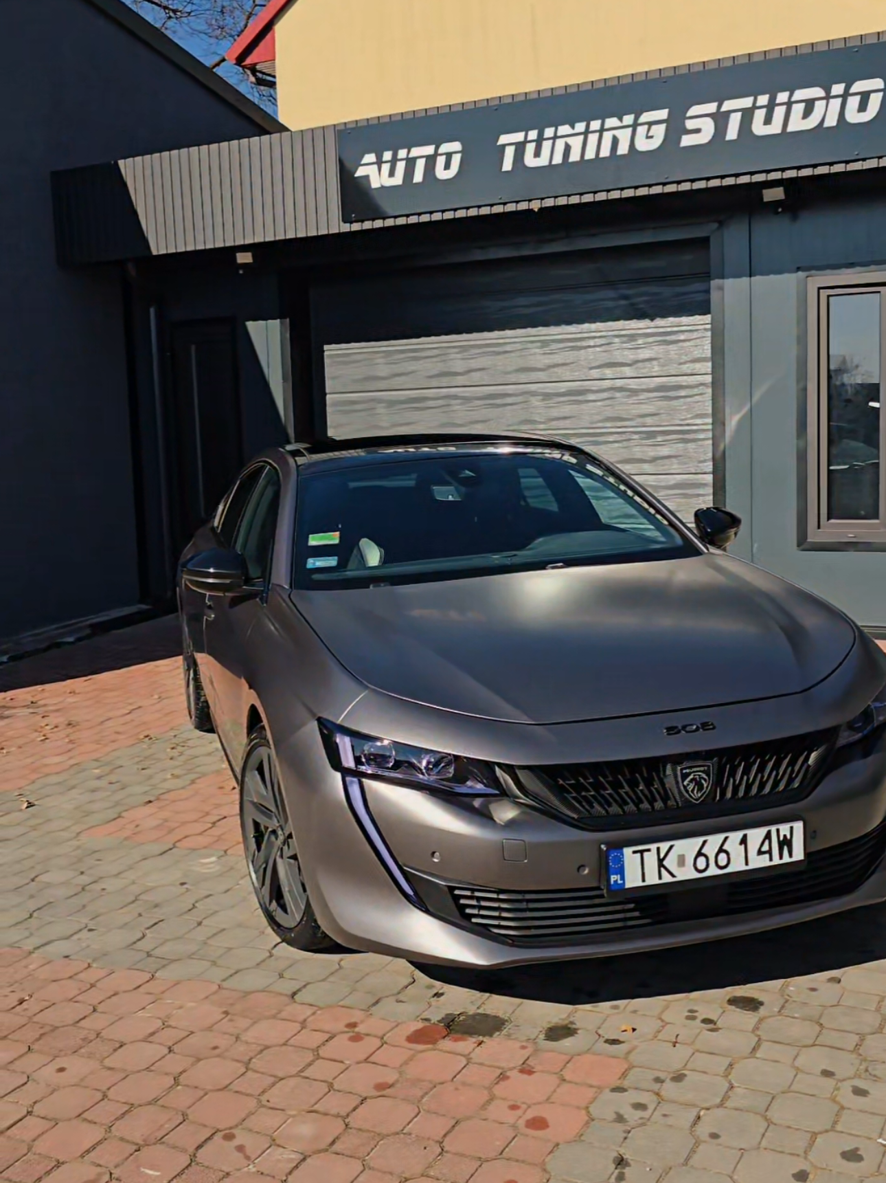 @Auto tuning studio