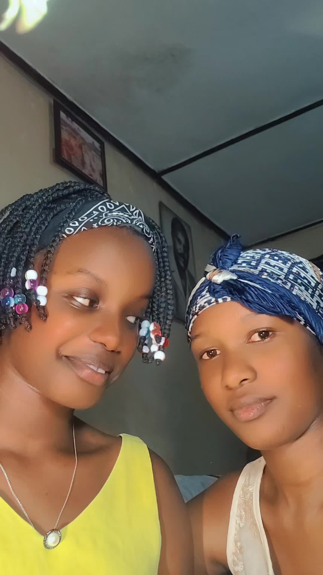 @Uwera chammah ✨️