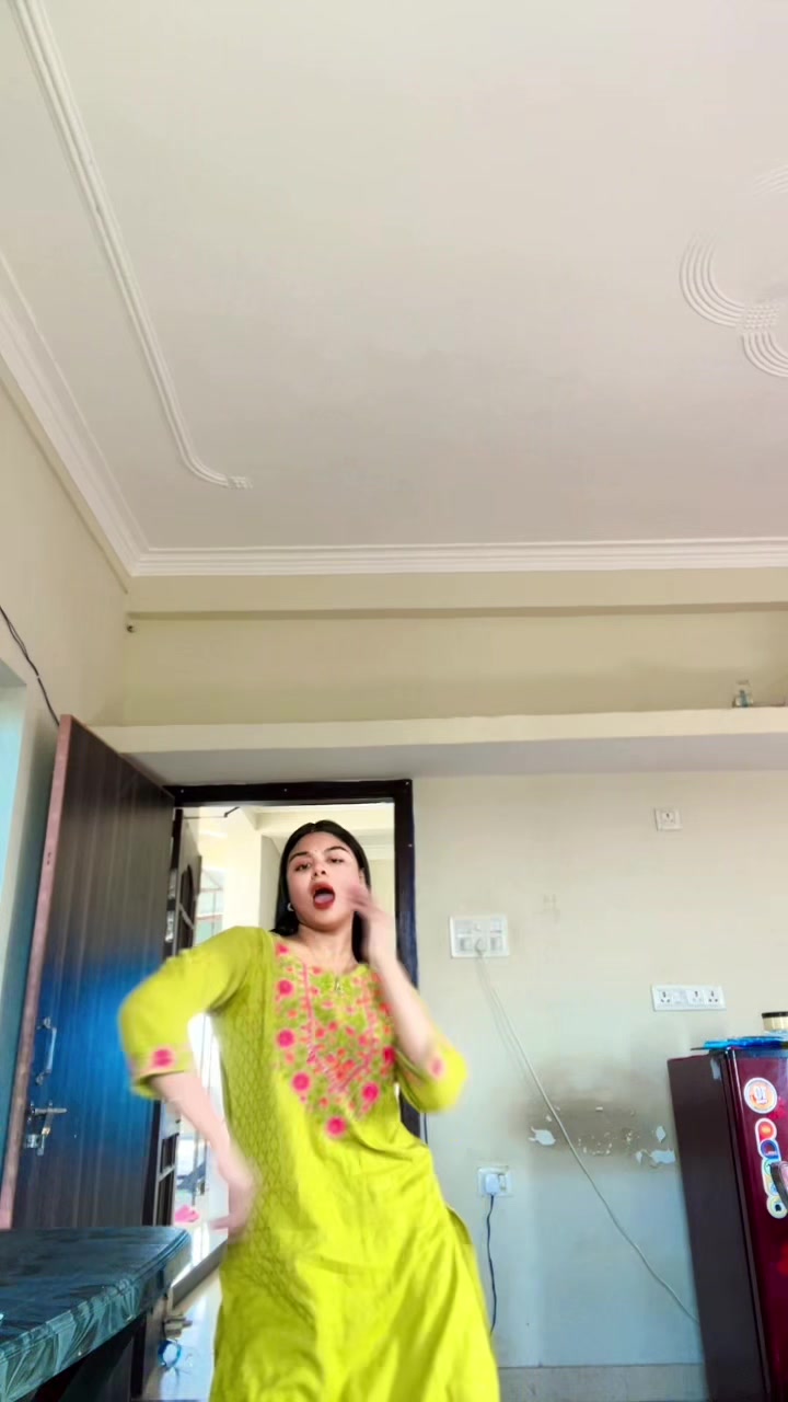 @🦋