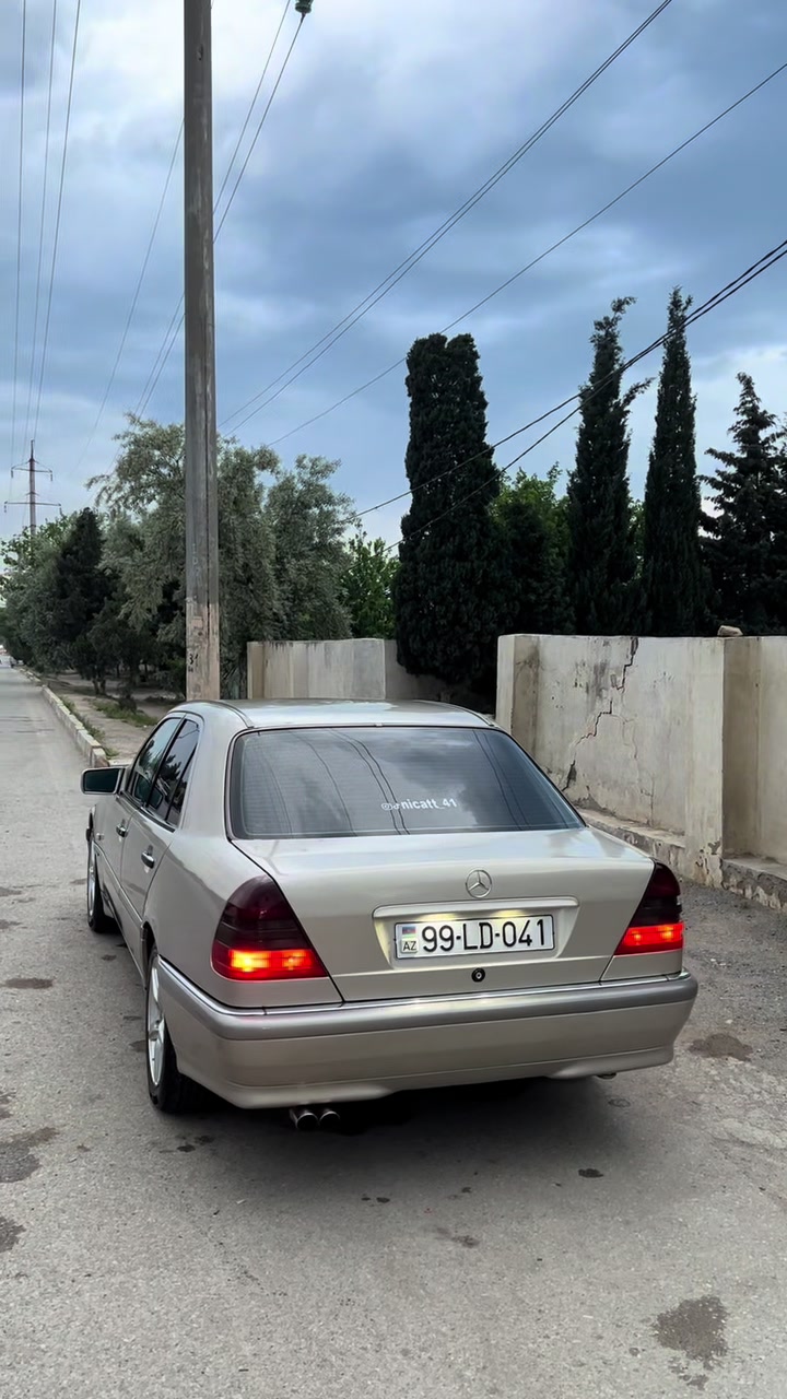 @ℒ𝒟.41🇦🇿