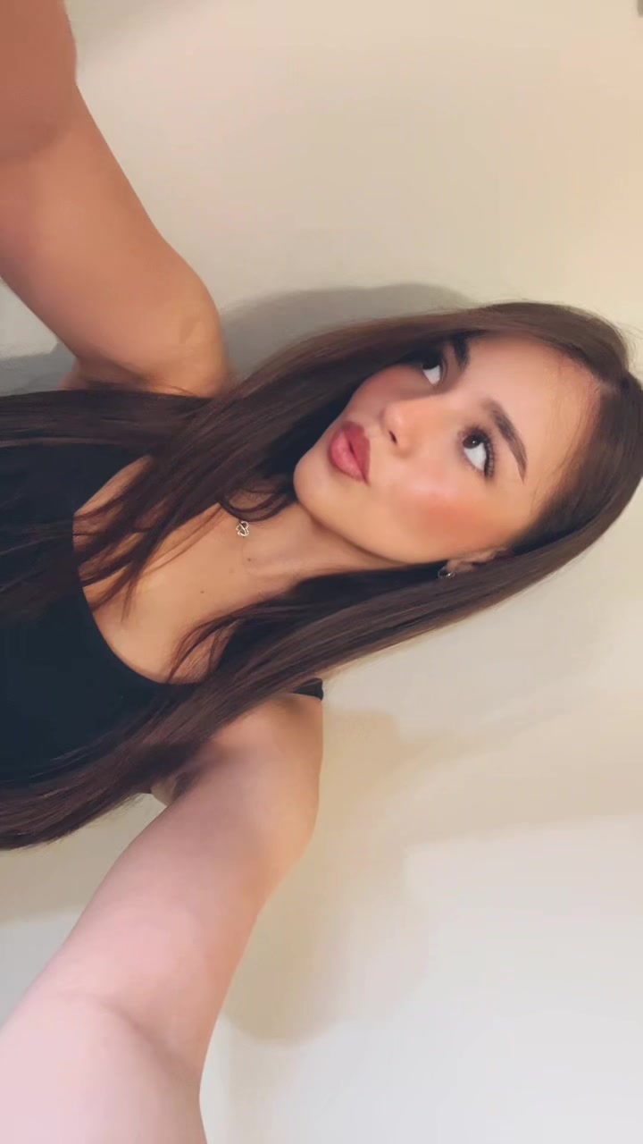 @Ella