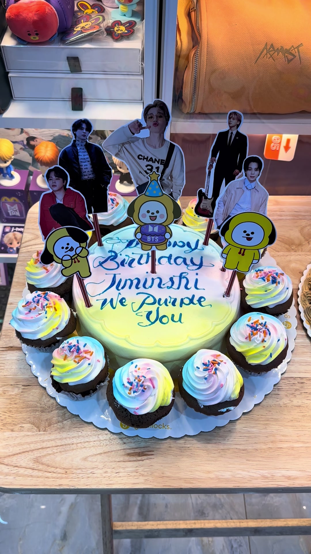 @OT7 Purple Cafe