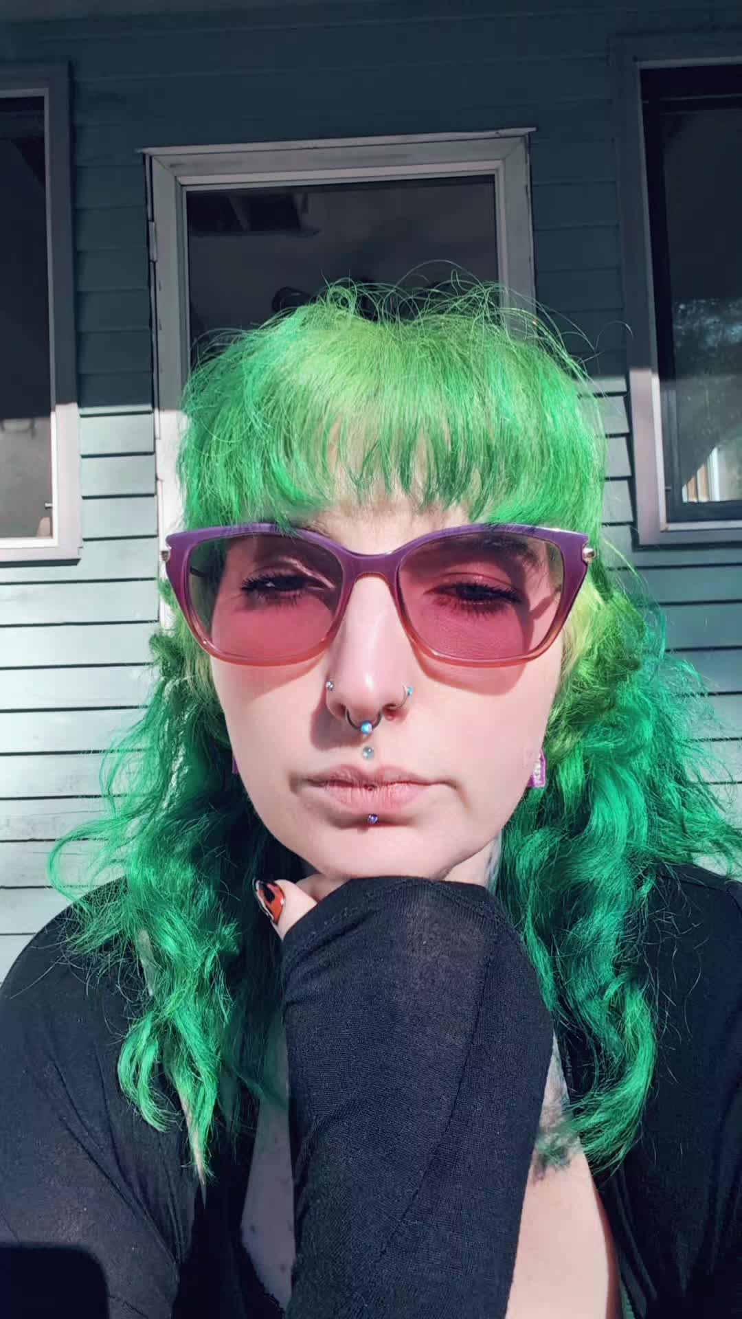 @odditychildebreezzy