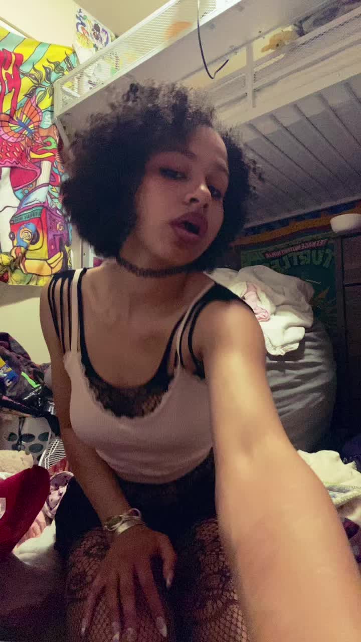@Danae✴️❇️