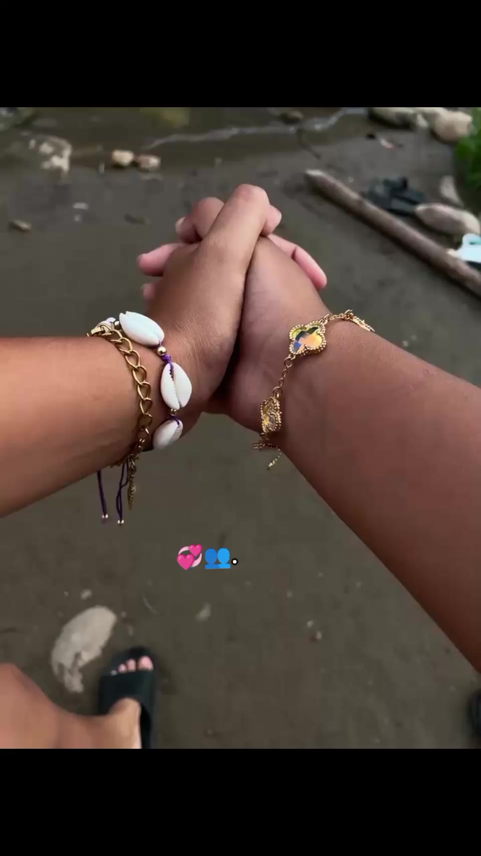 @Móni D L Angeles ♡