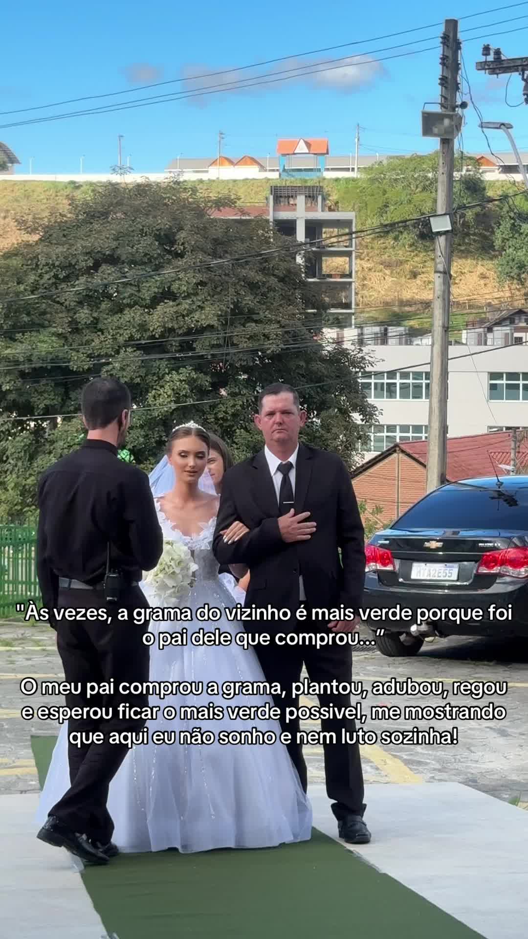 @Thais