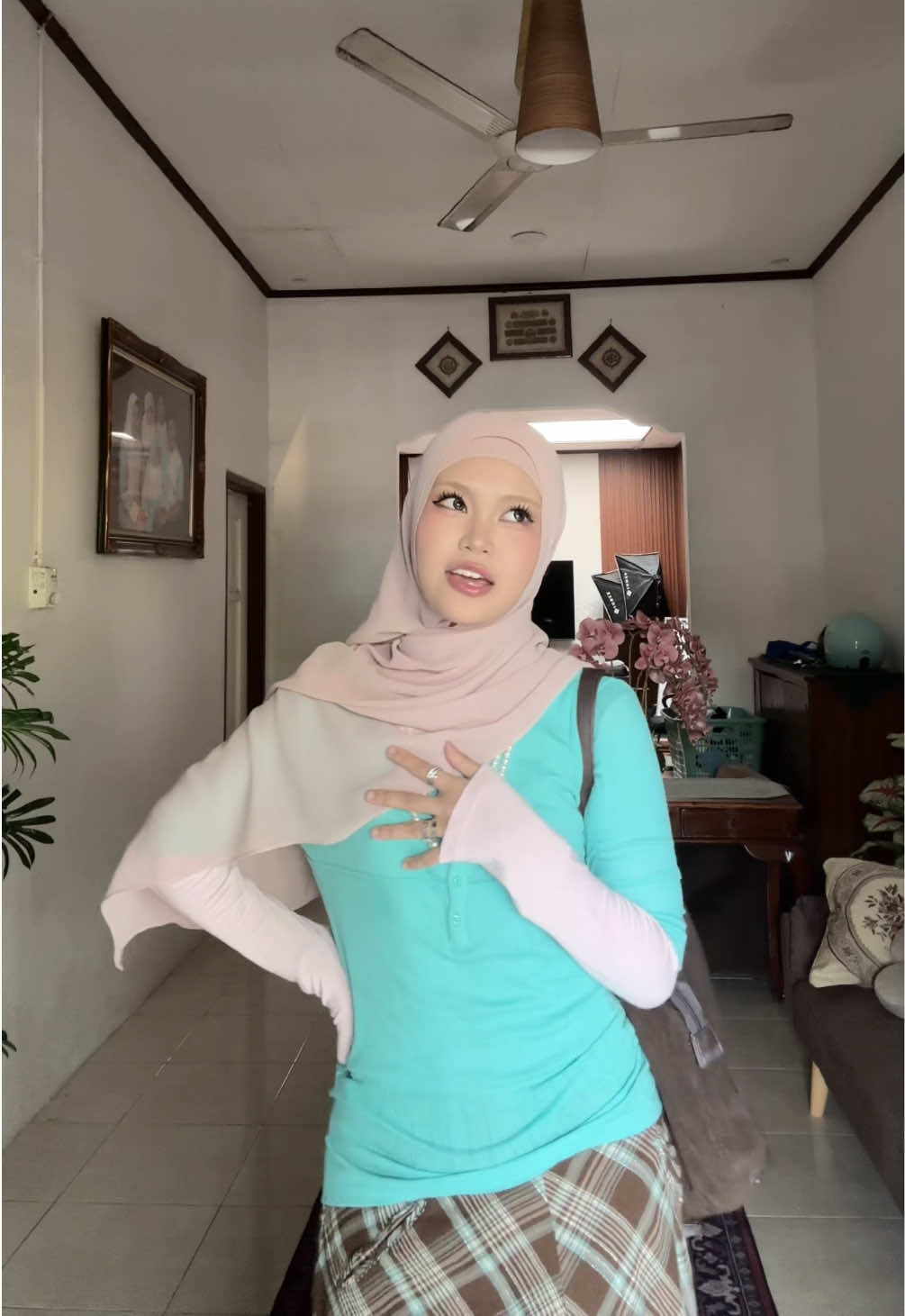 @Almiera